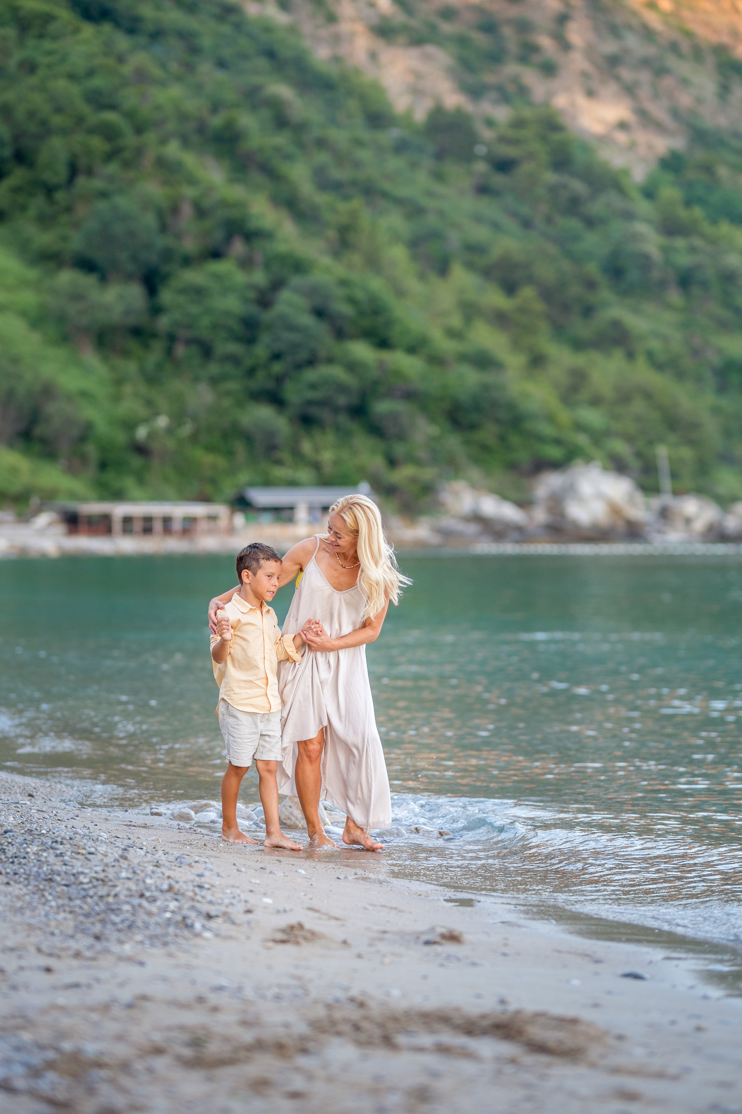 Photo session of a mother and son on the beach in Budva, Montenegro. Kate Khaldeeva photographer in Saratov