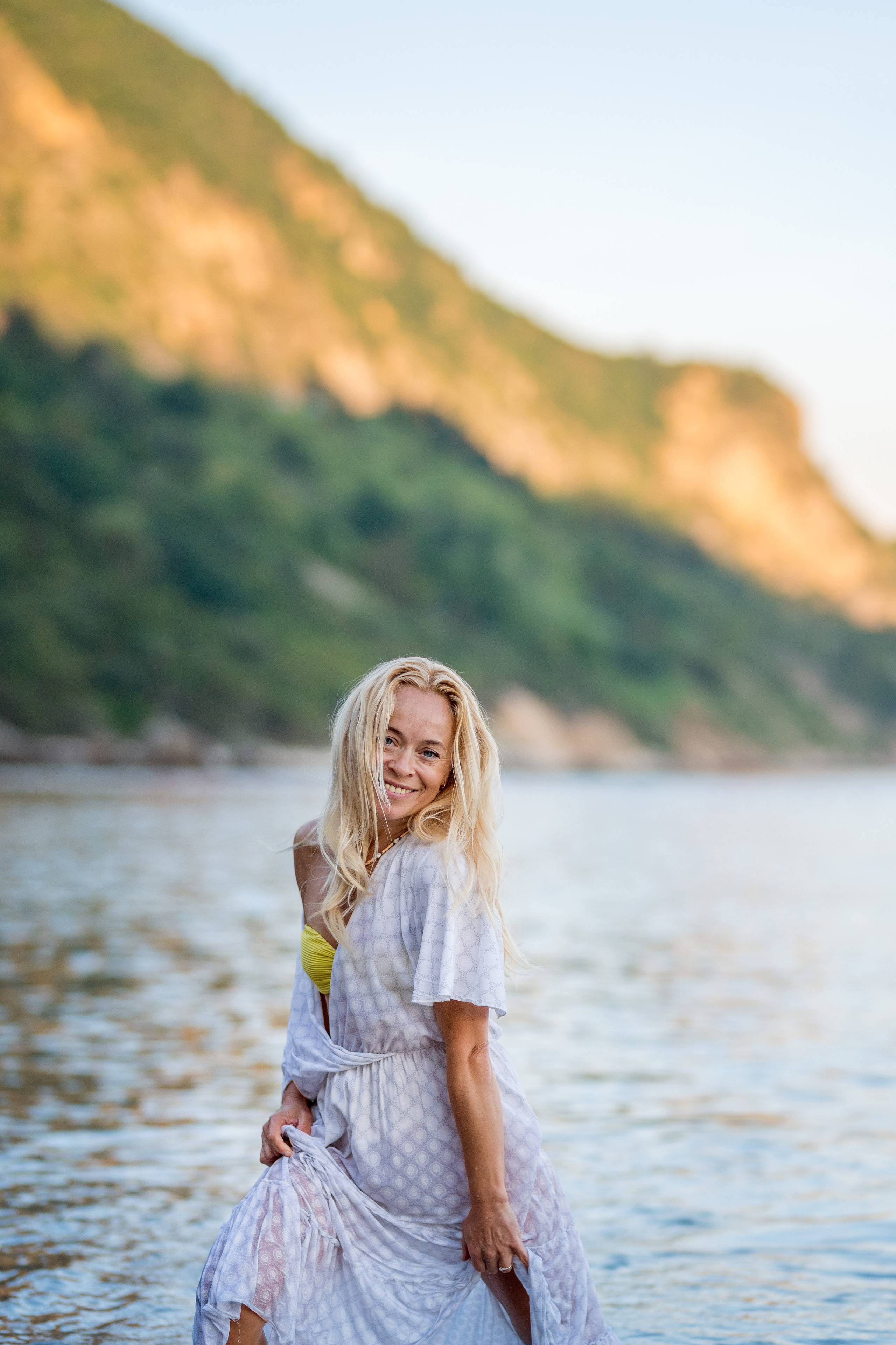 Photo session of a mother and son on the beach in Budva, Montenegro. Kate Khaldeeva photographer in Saratov