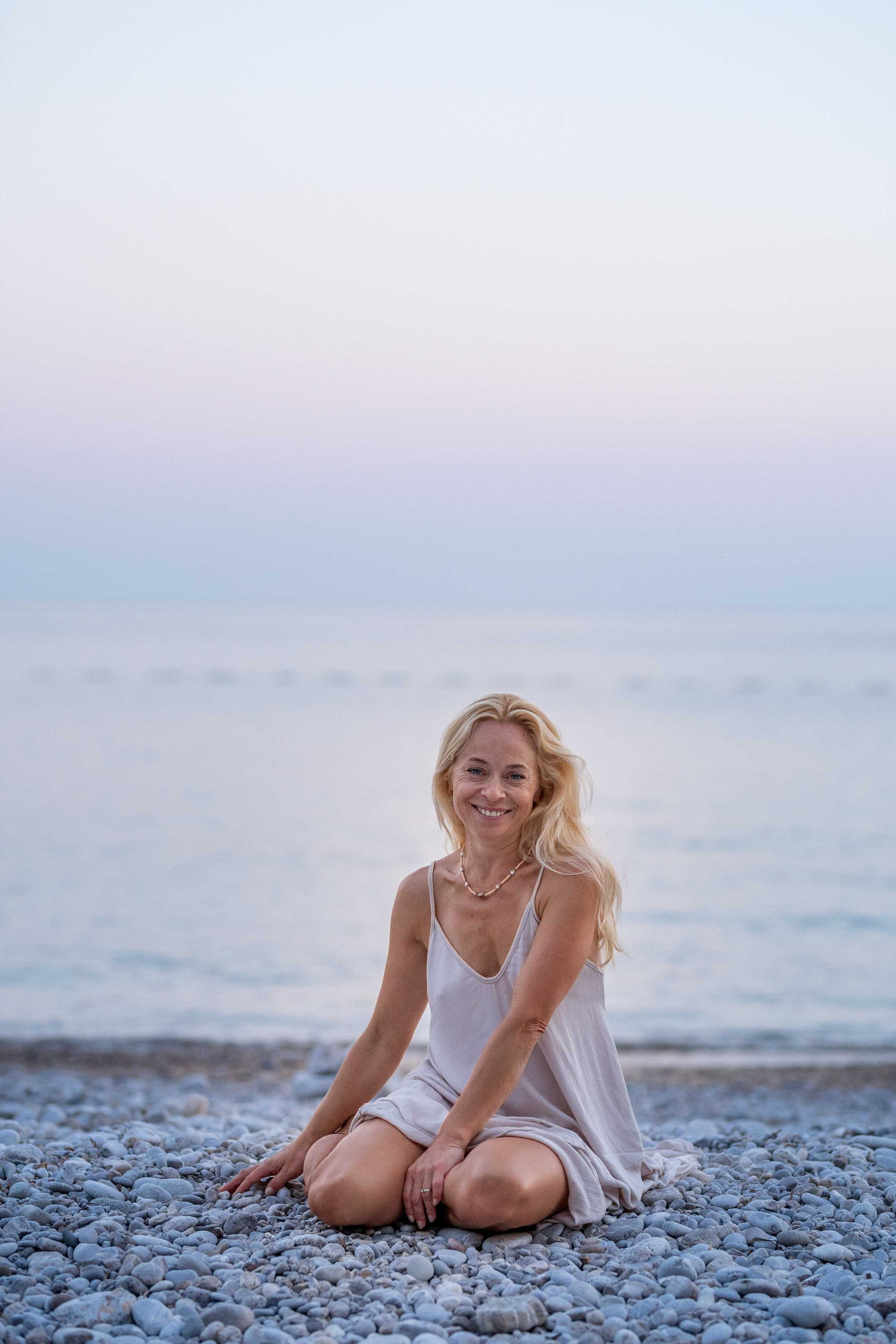 Photo session of a mother and son on the beach in Budva, Montenegro. Kate Khaldeeva photographer in Saratov