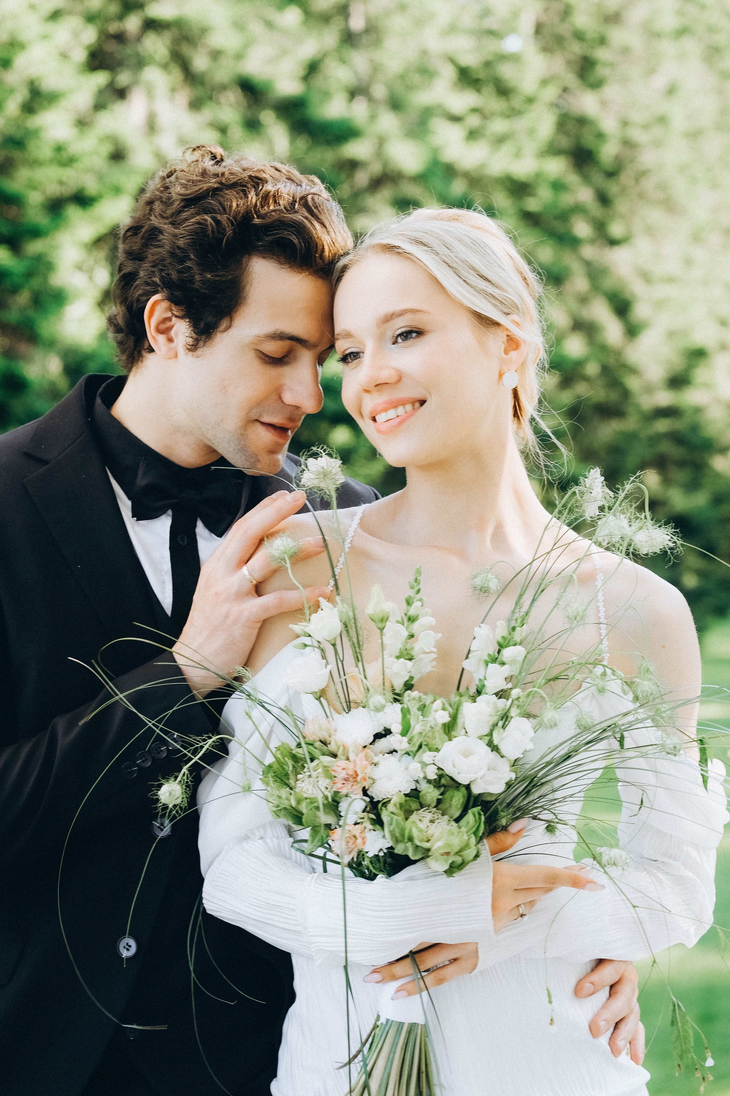 СВАДЕБНАЯ СЬЕМКА В ПАРКЕ ОРАНИЕНБАУМ. Профессиональный фотограф, Санкт-Петербург — Виктория Богомолова