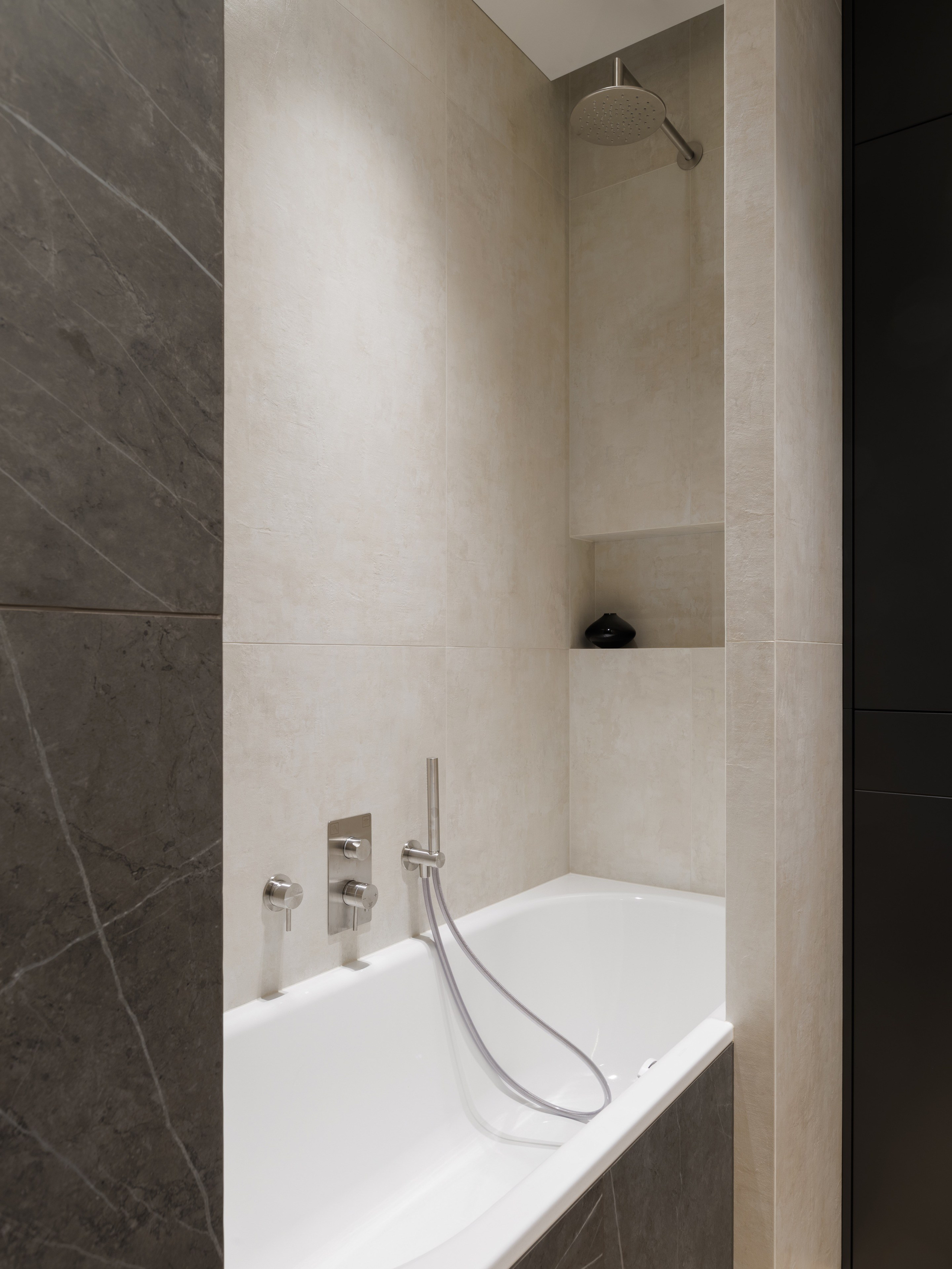 Apartment of 42 sq.m in the residential complex Wellton Towers. Commercial photographer | Anton Ermakov