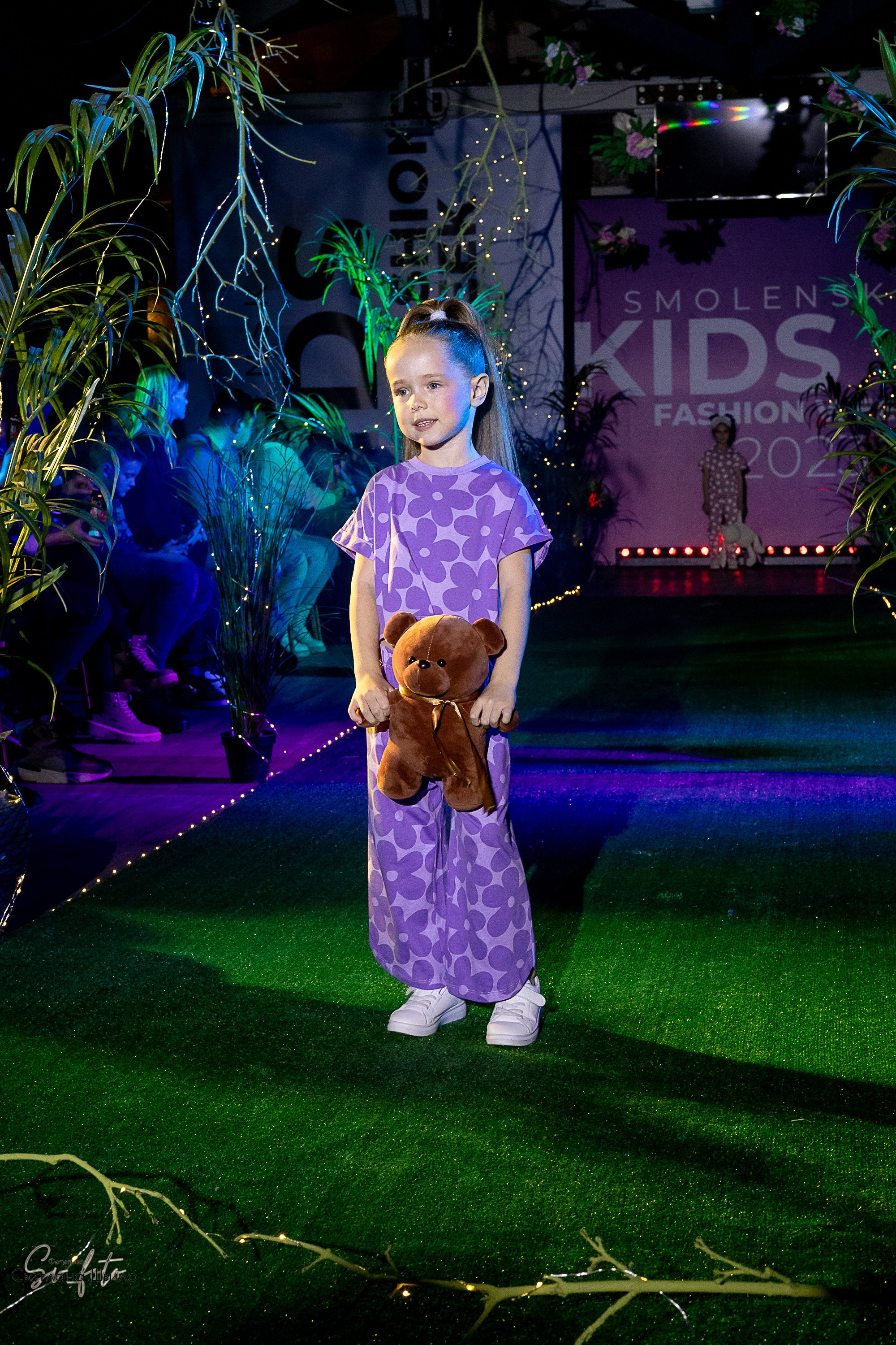 Smolensk Fashion Week_показы_ДЕНЬ 3_ФИНАЛ_Алиса в стране чудес. Главная
