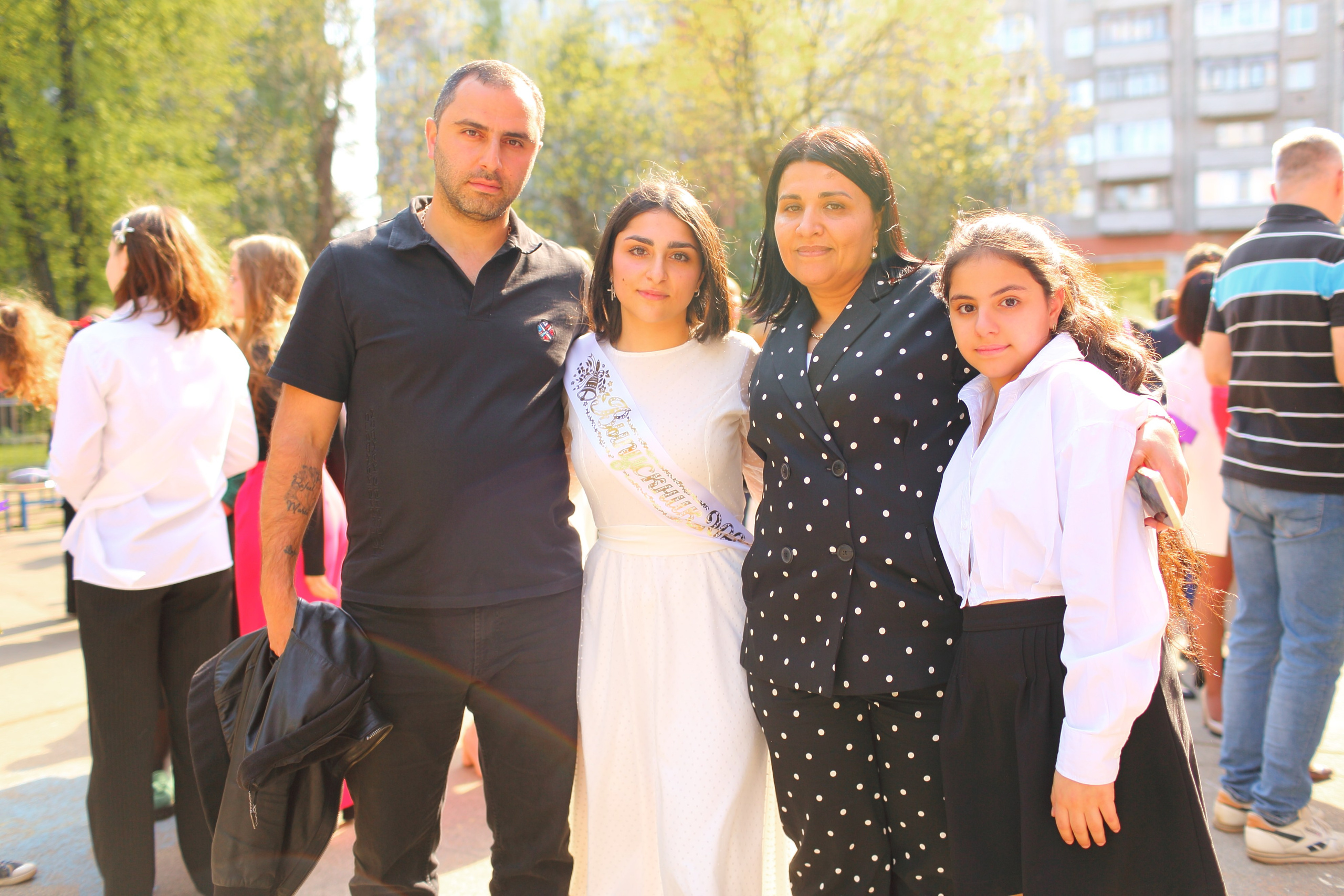 Портфолио фотографа на последний звонок. Свадебный и репортажный фотограф в Ярославле и Санкт-Петербурге Роман Микрюков