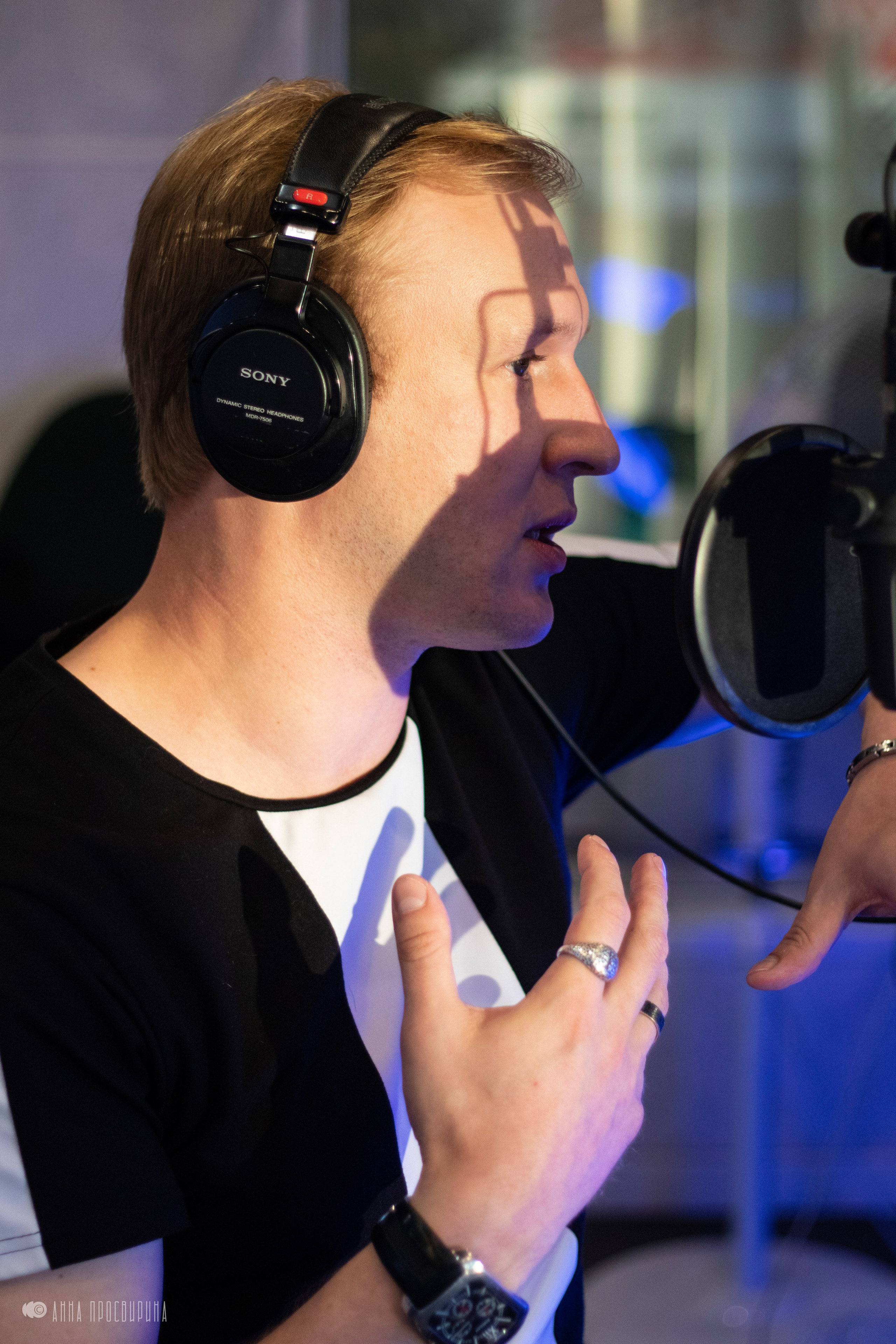 Дайджест съемок программы Лены Лариной на Радио Метро. Ваш фотограф в Санкт-Петербурге Анна Просвирина