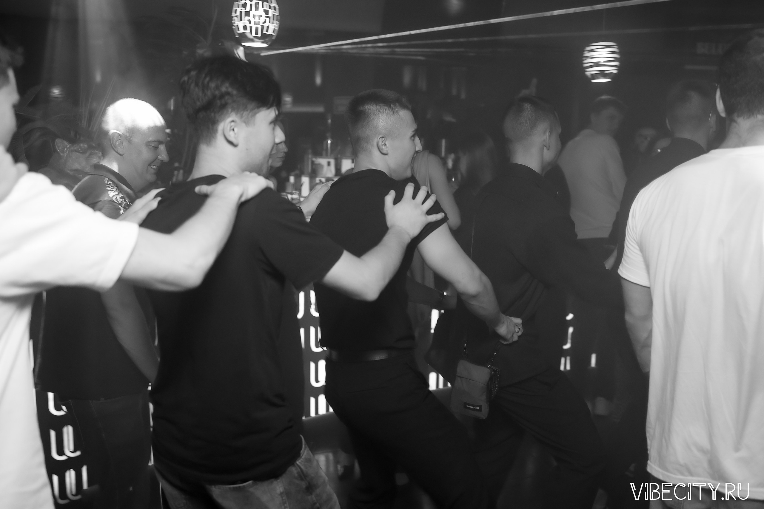 DOUBLE U. VIBECITY.RU Вайб Сити Ру Фоторепортажи Фотоотчеты Калининград