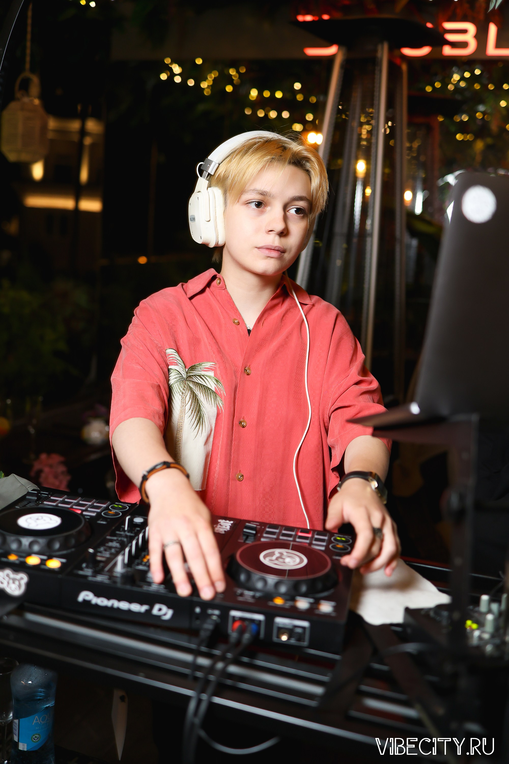 DOUBLE U. VIBECITY.RU Вайб Сити Ру Фоторепортажи Фотоотчеты Калининград