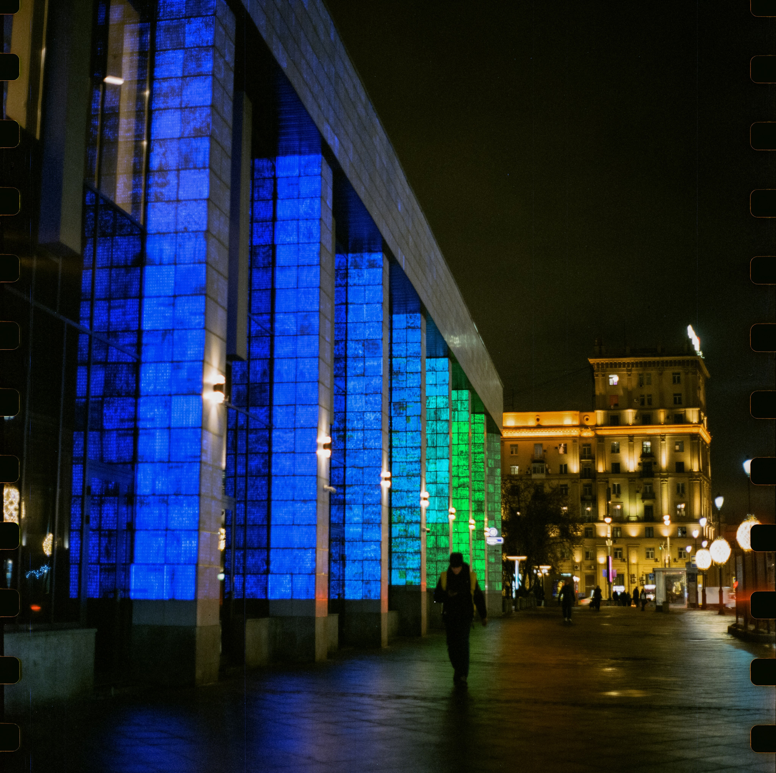 Kowa Six — Kowa 85 mm f/2.8