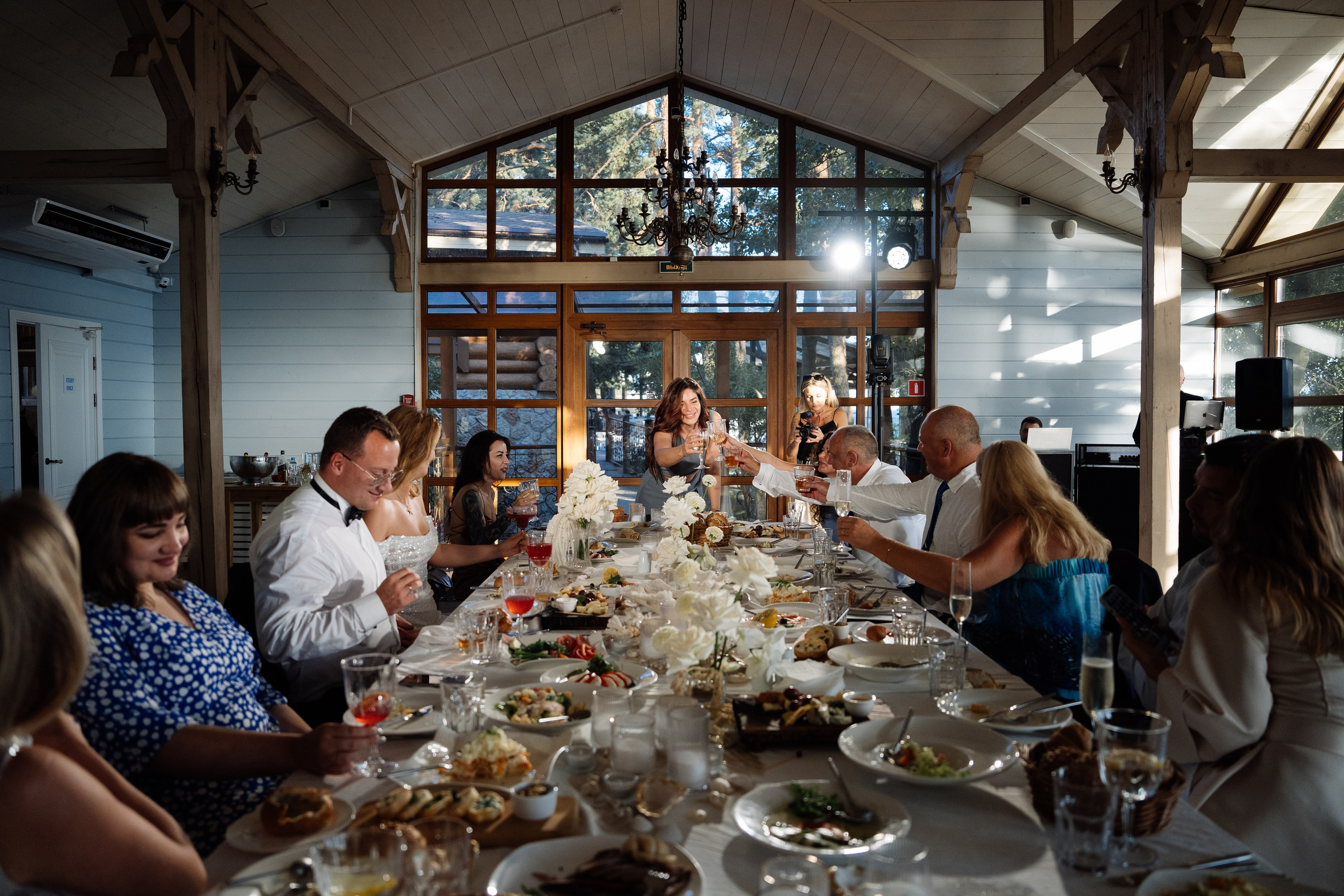 Свадьба в русской рыбалке. Свадебный фотограф организатор в Санкт-Петербурге Ассоль Опарина