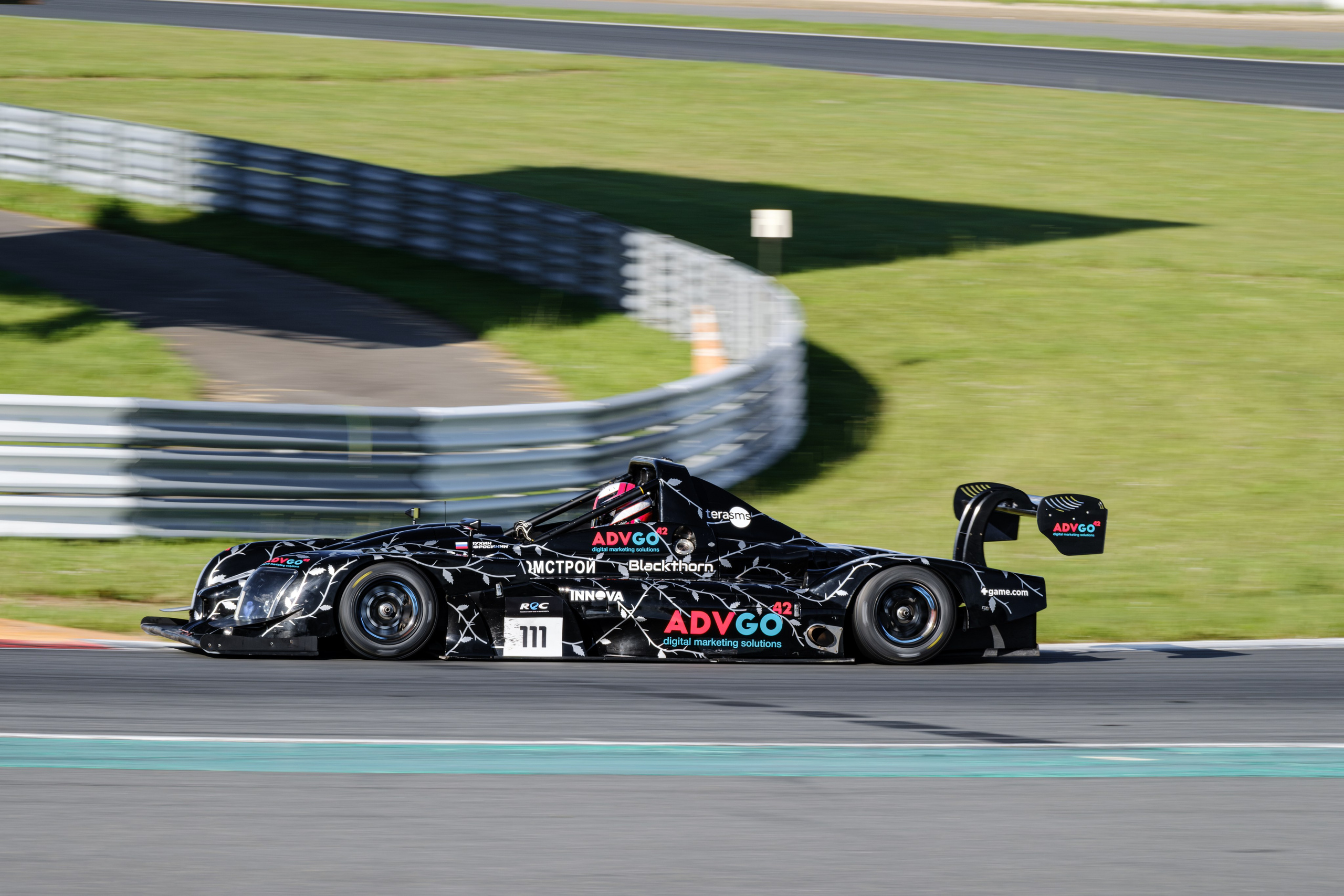 Российская серия гонок на выносливость. Авто и мотоспорт — фотограф Антон Медведев iCoguar