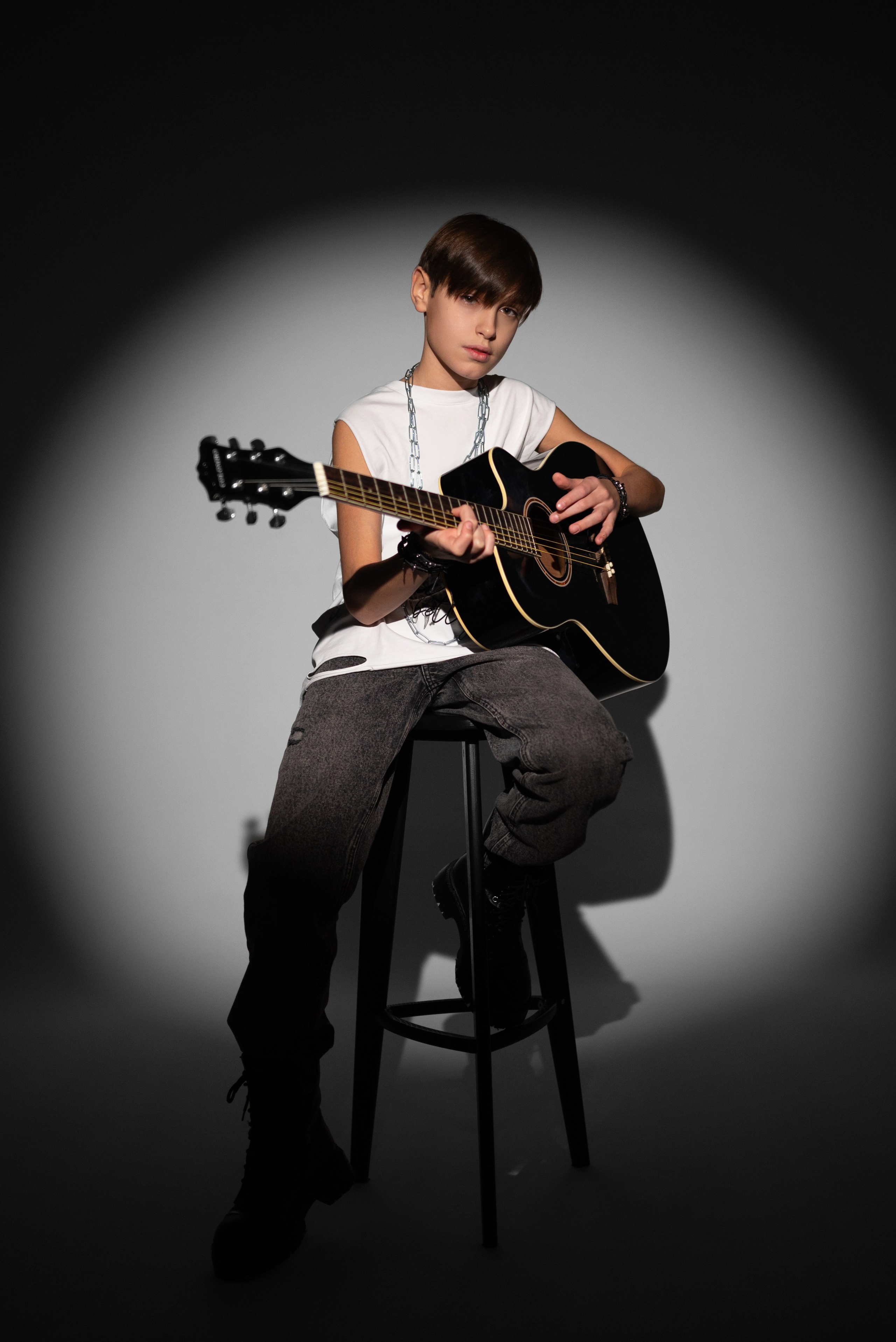 Vlad. Фотограф Москва Виктория Вишневская актерское / модельное портфолио