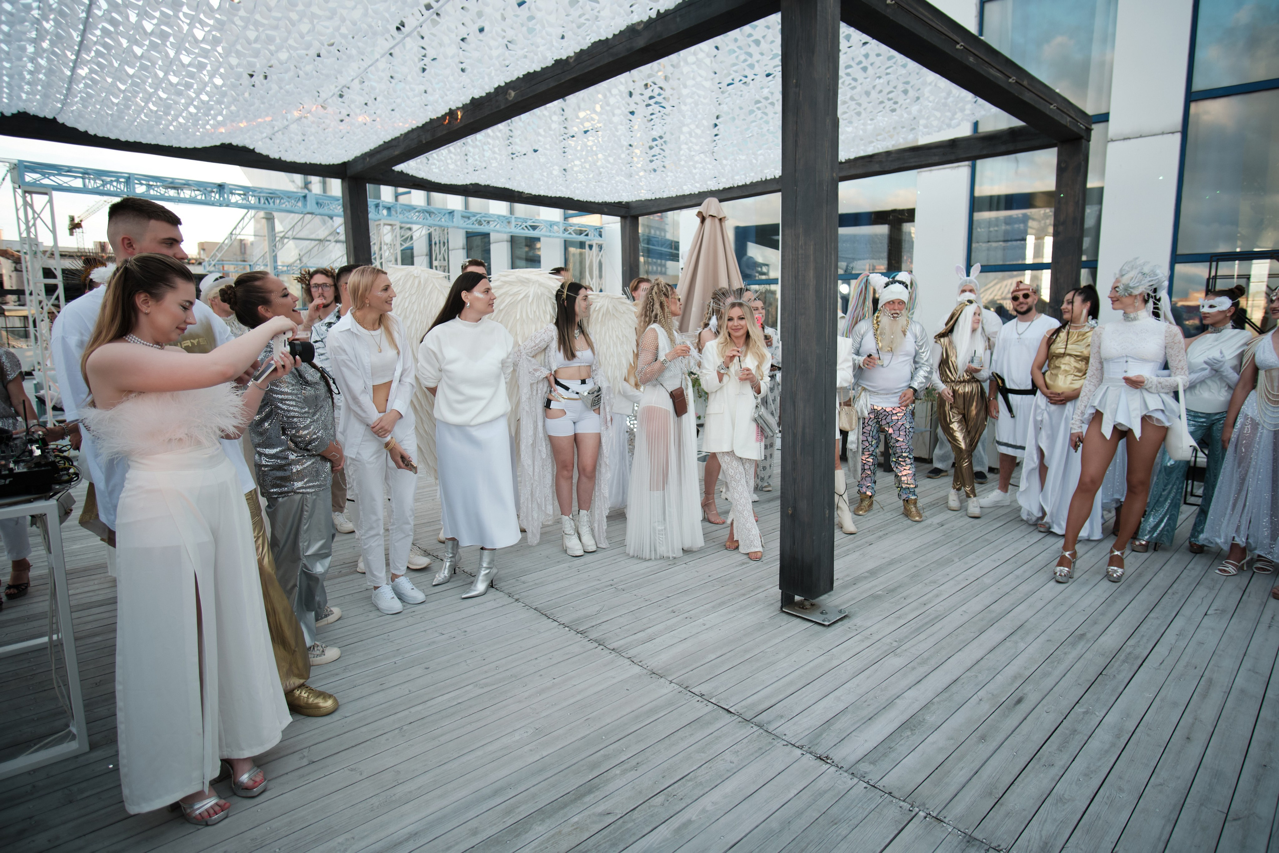 Burning Man на террасе White Point. Репортажный фотограф Дмитрий Литвинский. Минск, Беларусь, мир