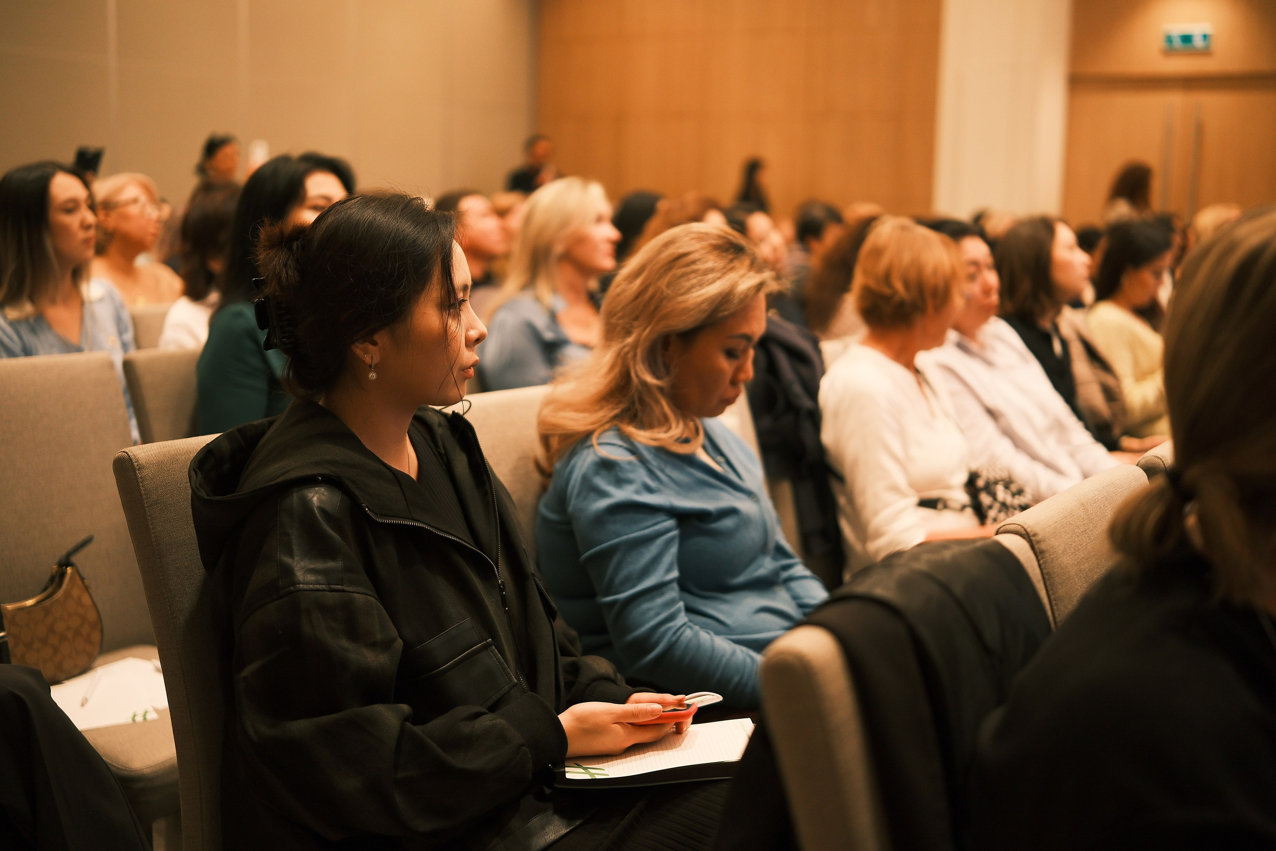 Репортажи. Портреты и репортажные съемки с душой: ваш уникальный момент в объективе Руфата, профессионального фотографа Алматы