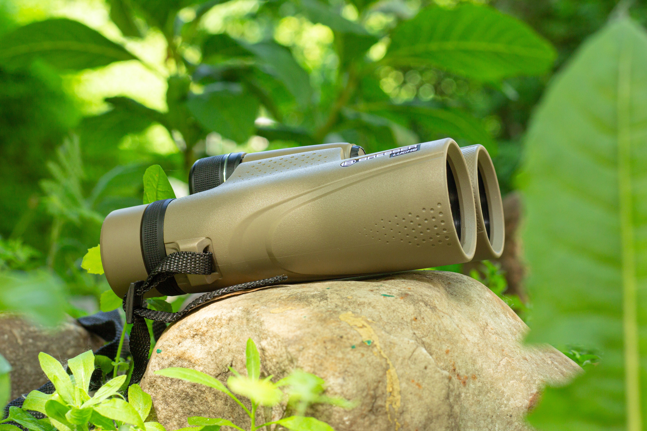 Предметная фотография оптических приборов и оружия. Предметный фотограф в Москве и Московской области