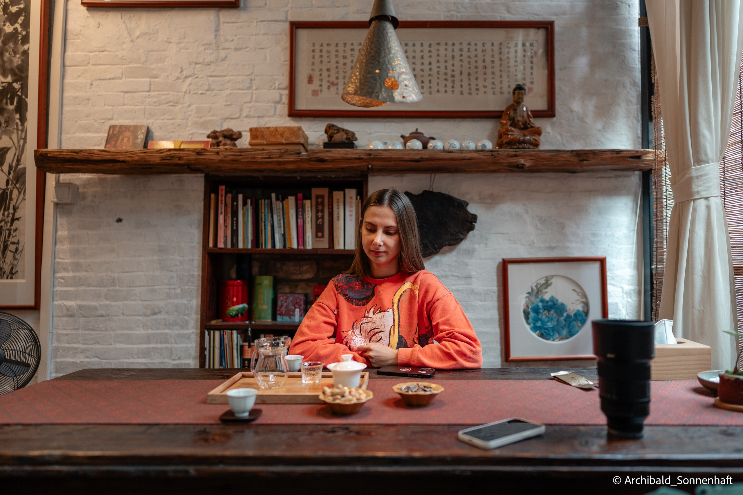 Walking in GZ, sunday. Photographer in Guangzhou, China. Archibald Sonnenhaft