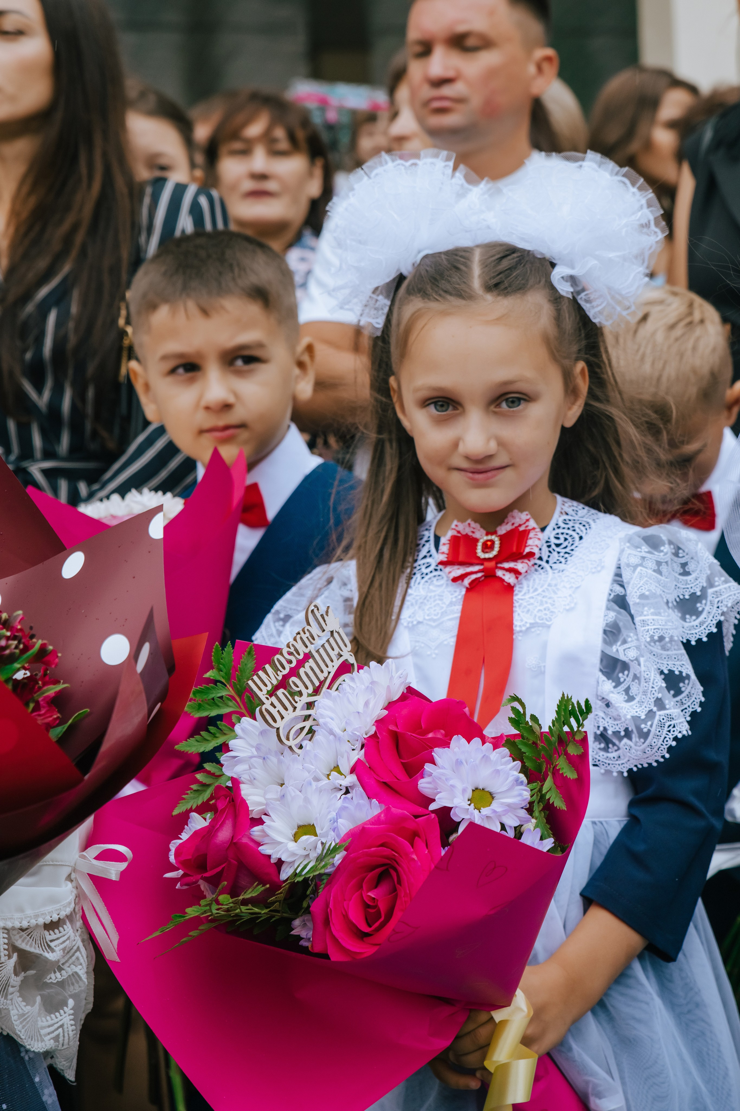 1в — школа 11 — 2025. Фотограф Ярмишко Дарья. Выпускные фотокниги