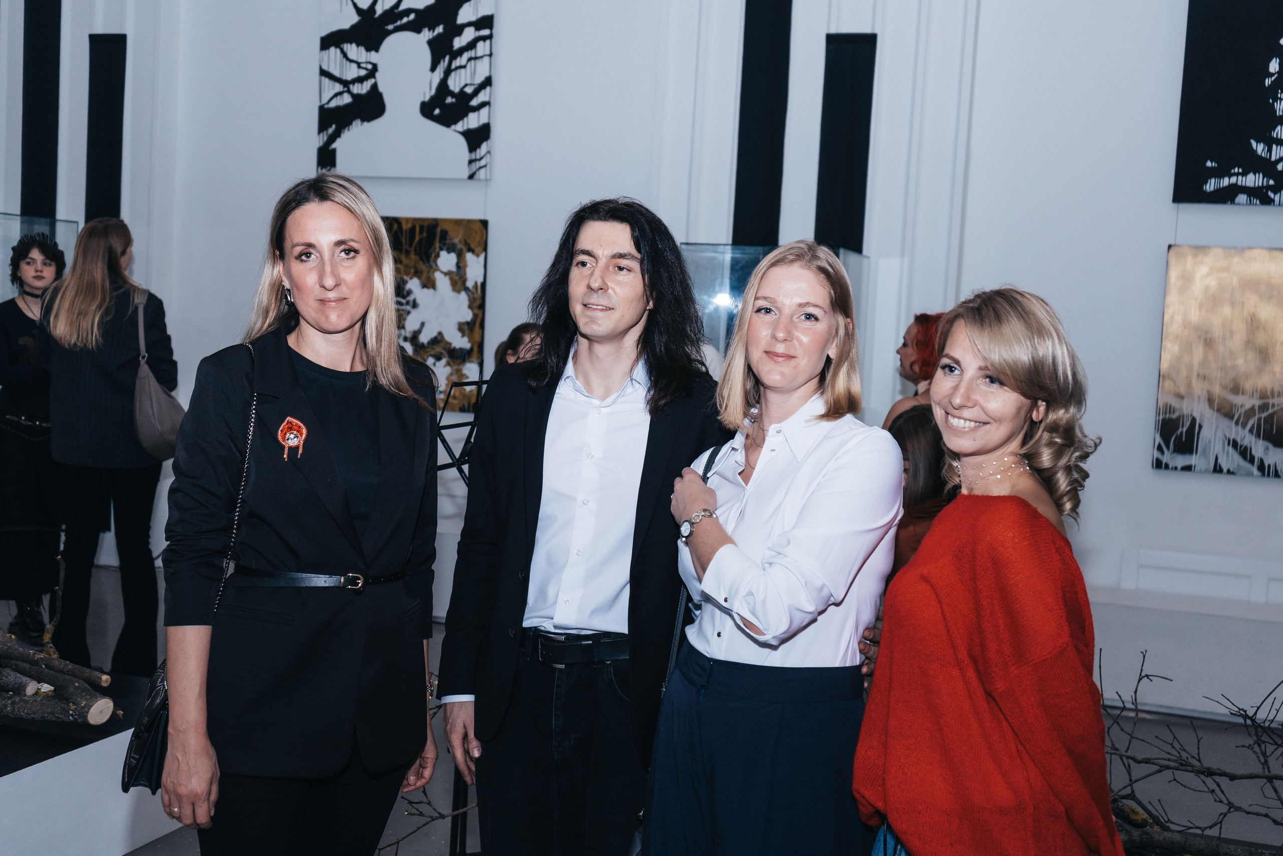 Выставка Юрия Литарова. Всё рождается. Всё продолжается. Портретный фотограф Нижний Новгород