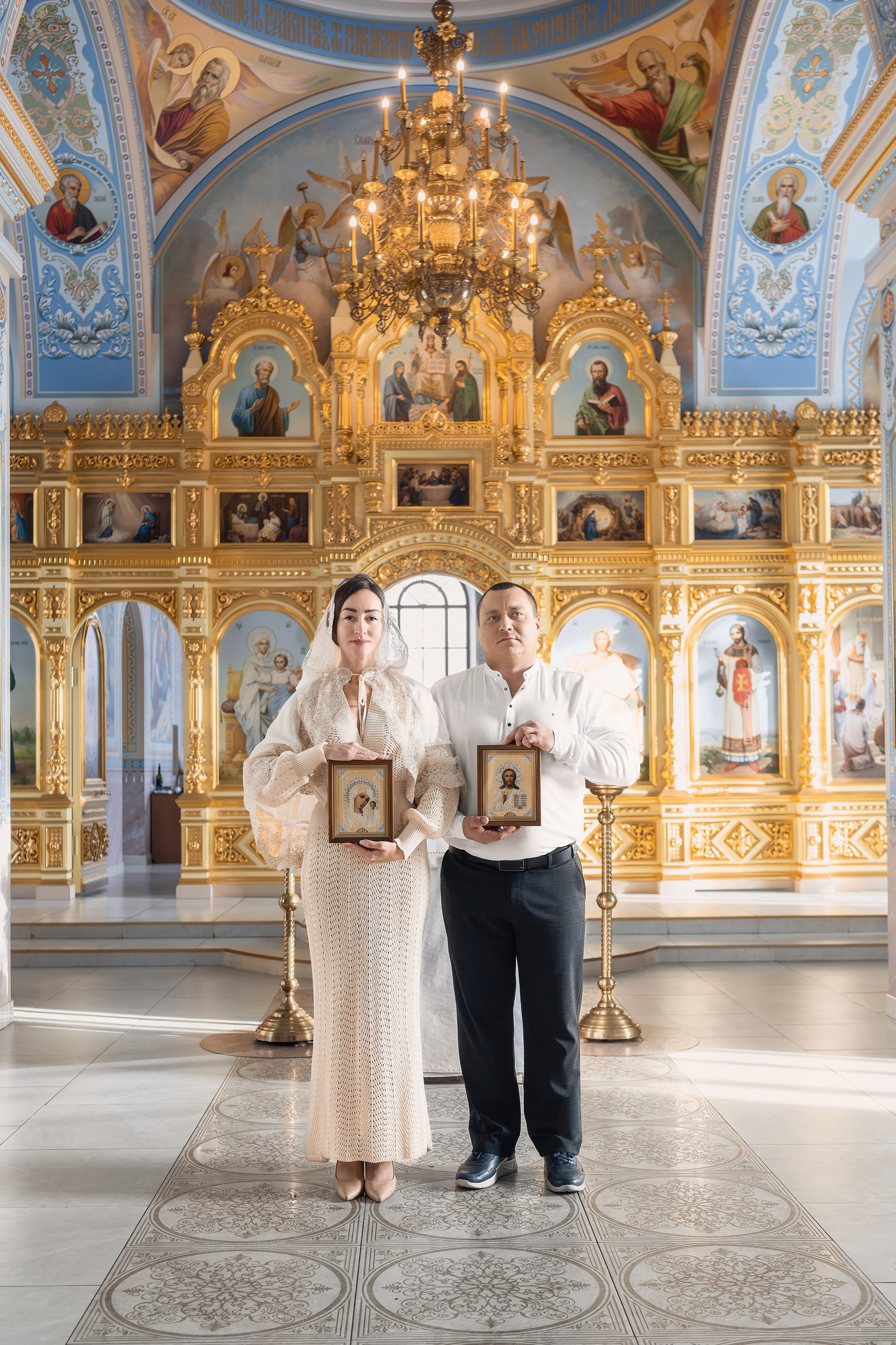 Венчание. Храм Введения во храм Пресвятой Богородицы. Церковный фотограф на Таинство Крещения и Венчания в Оренбурге и Оренбургской области Екатерина Белкина