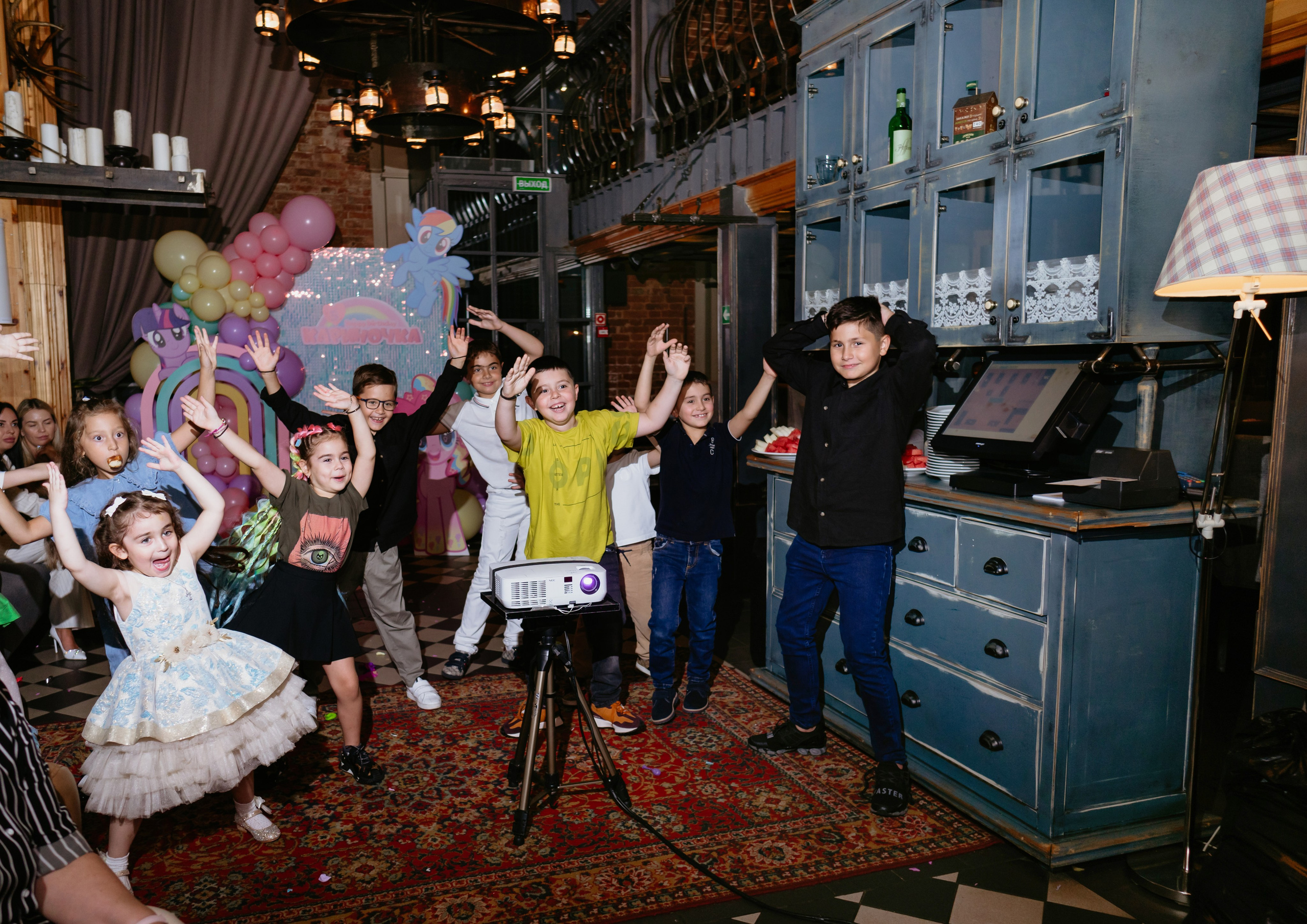 Кариночке 5 лет / Schneider. Фотограф мероприятий в Ростове-на-Дону Есманская Елена