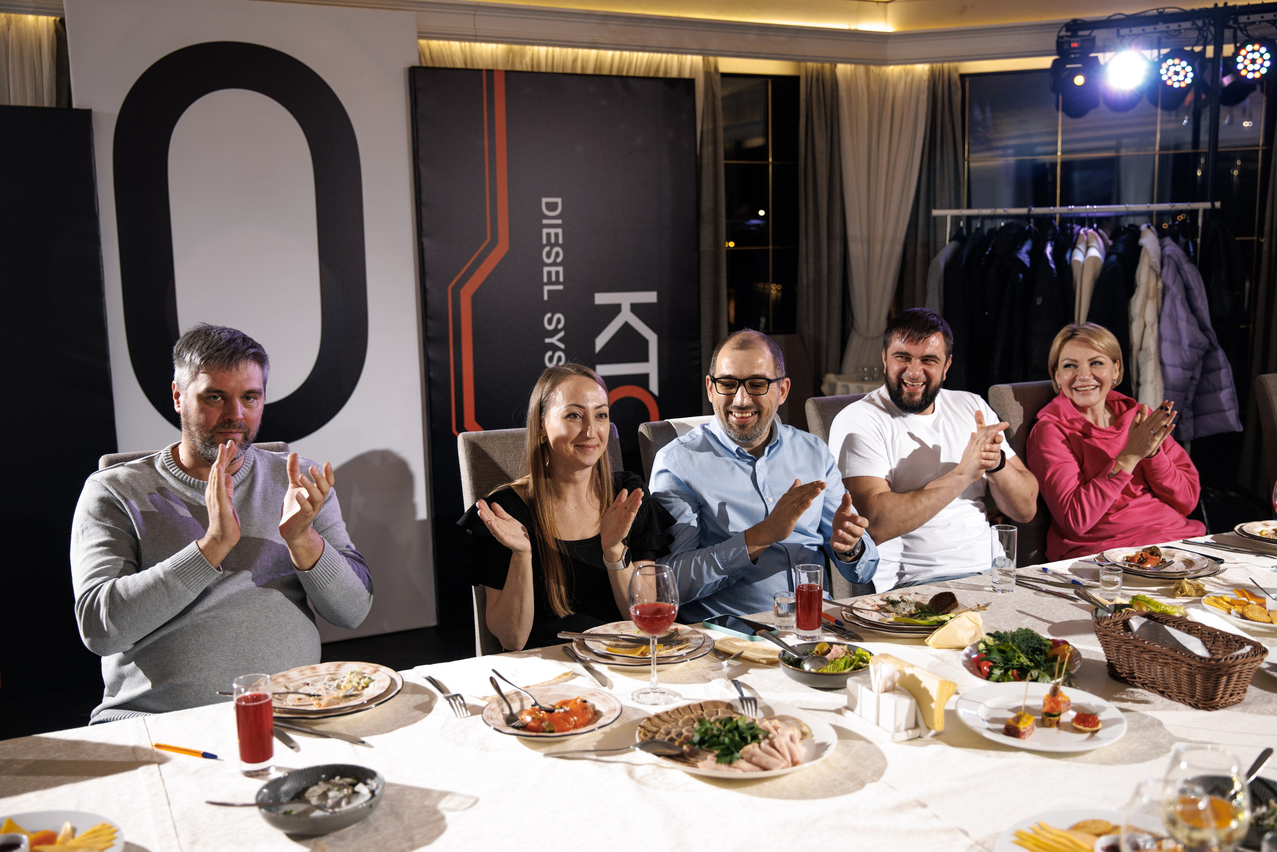 Корпоратив. Свадебный и семейный фотограф в Москве Julia Juice