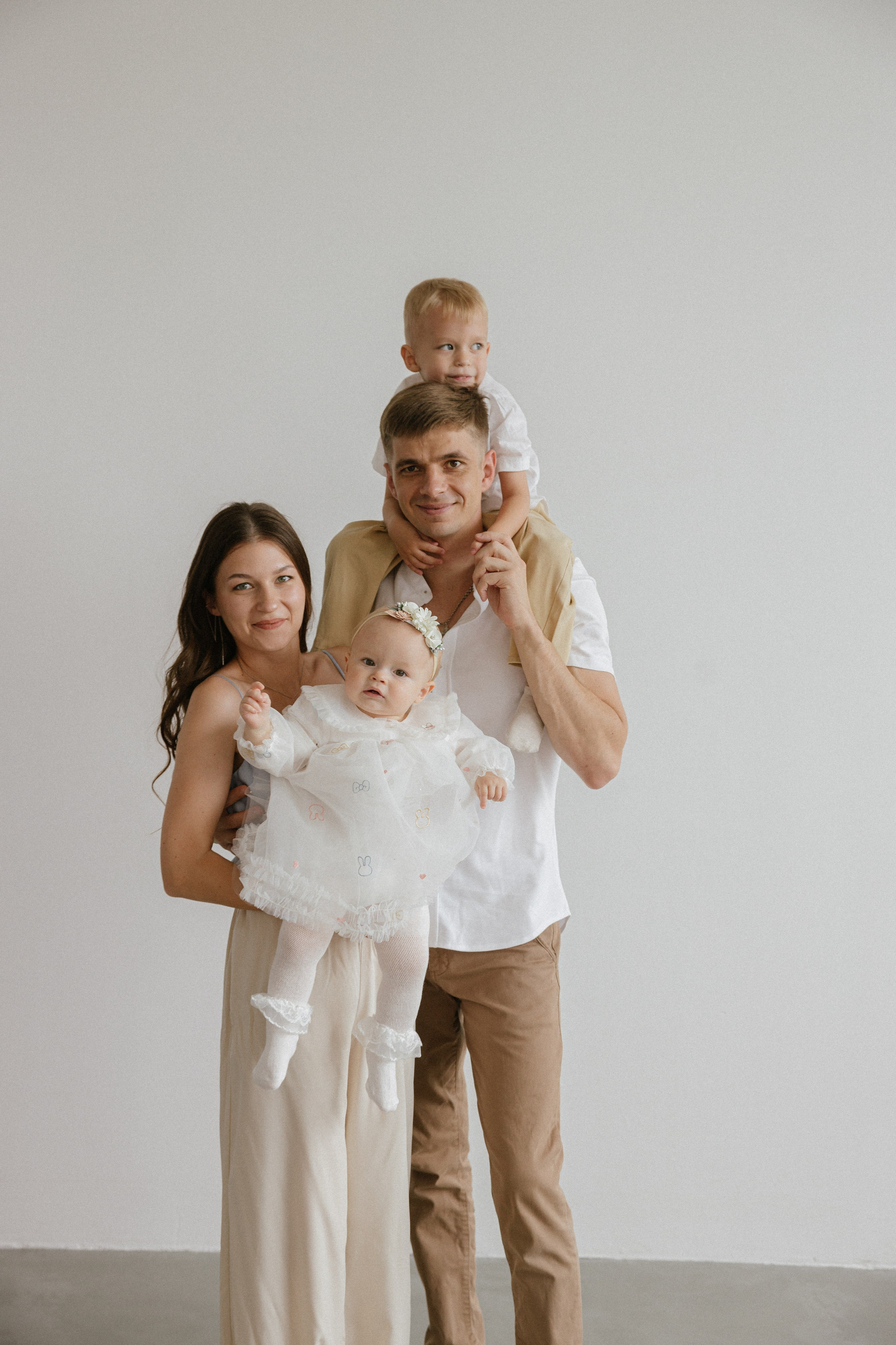 Павел + Анастасия + Демьян + Агата. Семейный и детский фотограф Юлия Шох