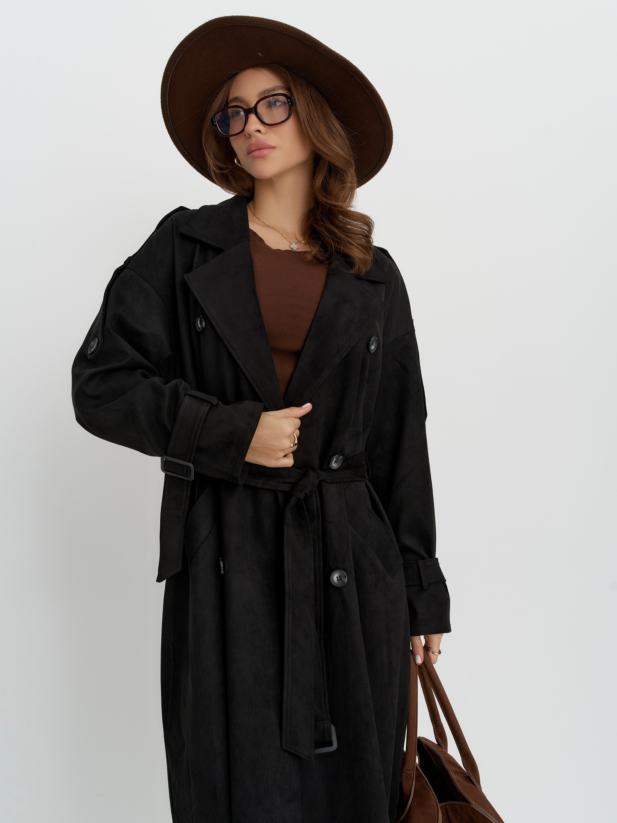 Тренчи. Фотограф для маркетплейсов в Москве