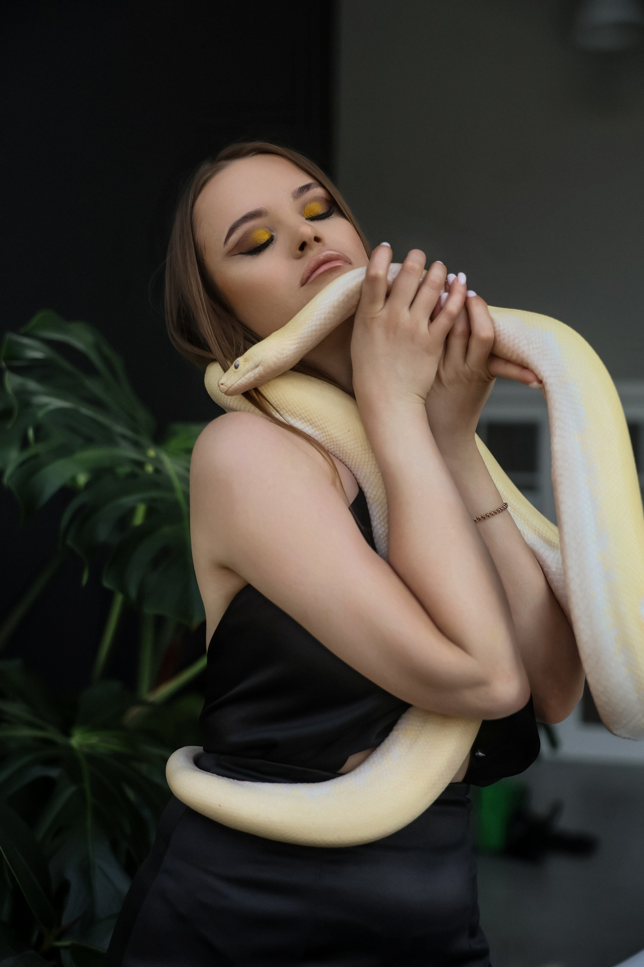 PILING. Kharchenkotatianaweddingphoto