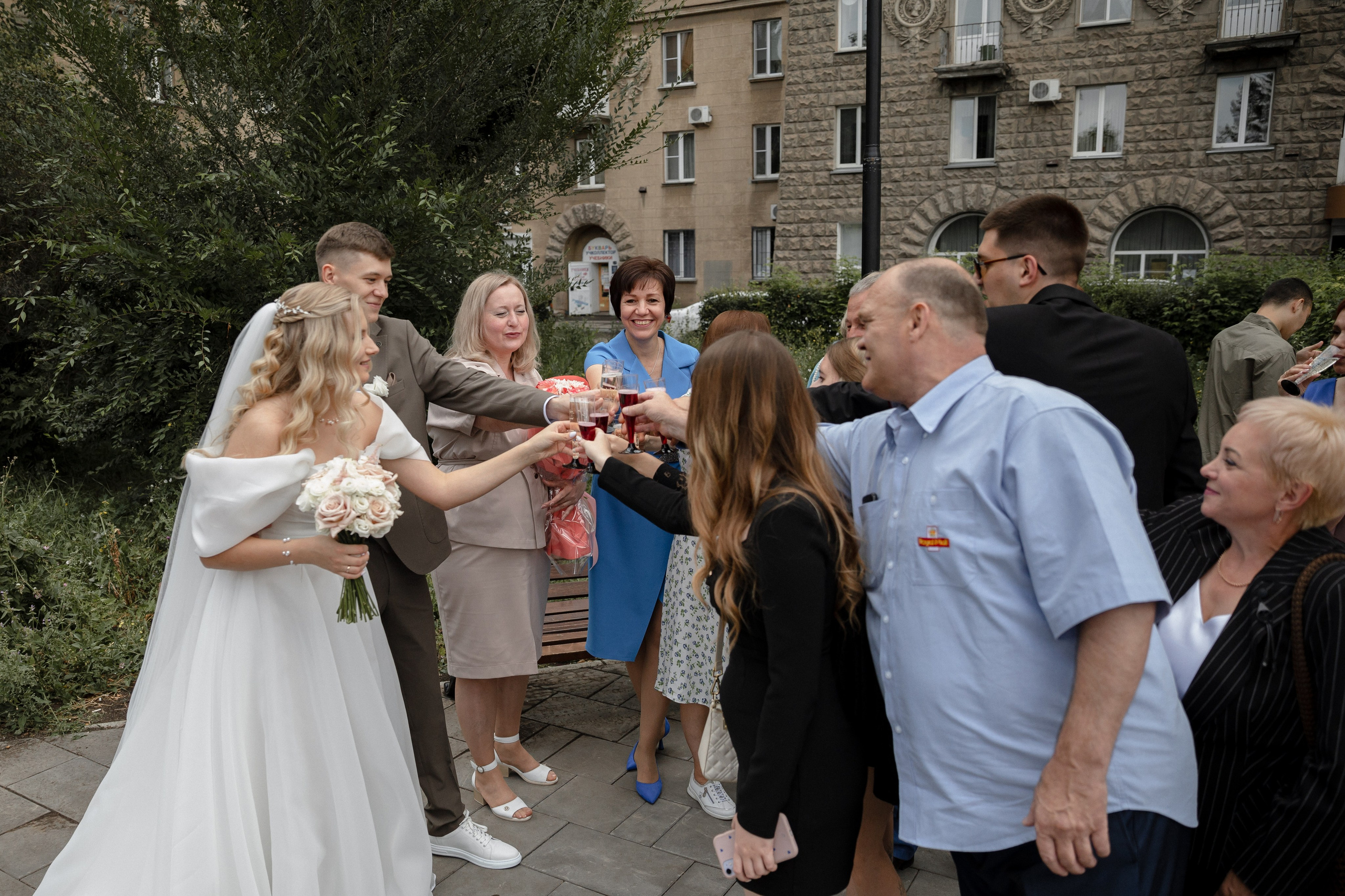 Он, она и весь день любви. Злата и Никита. Свадебный и семейный фотограф в Екатеринбурге Катя Буряк