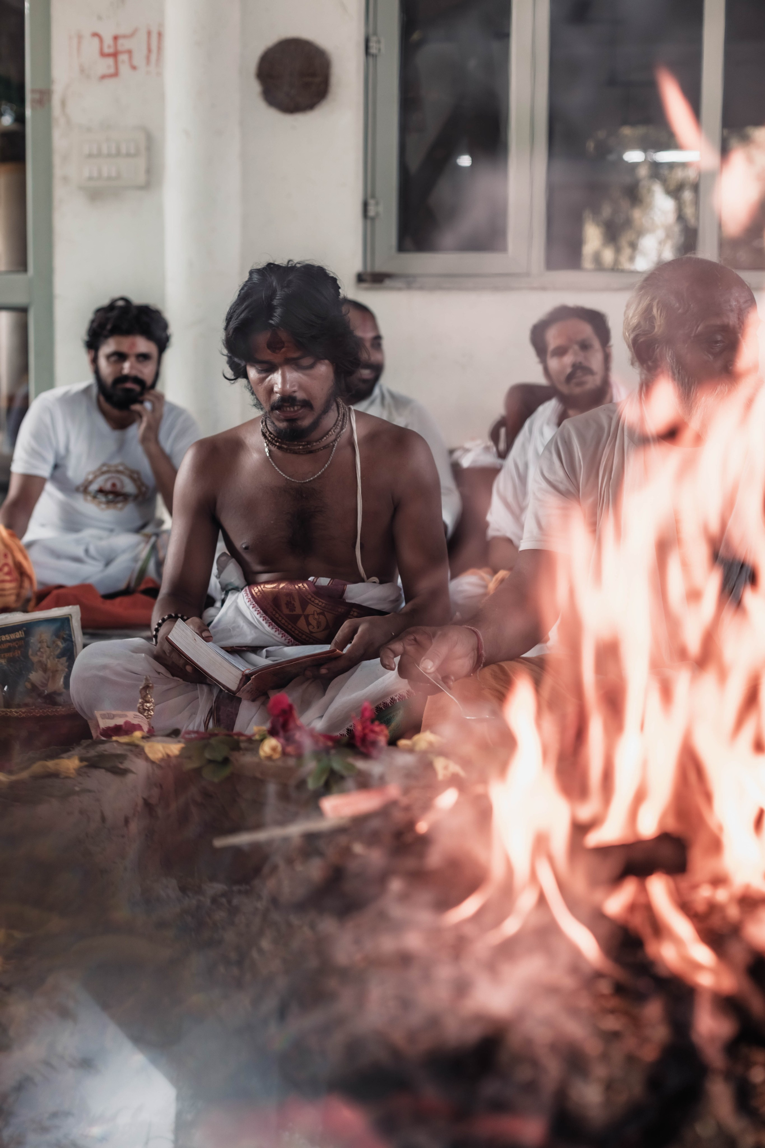 Pitri Paksha yagyas & poojas Devraha Baba ji ashram. Mariam Bagdasaryan