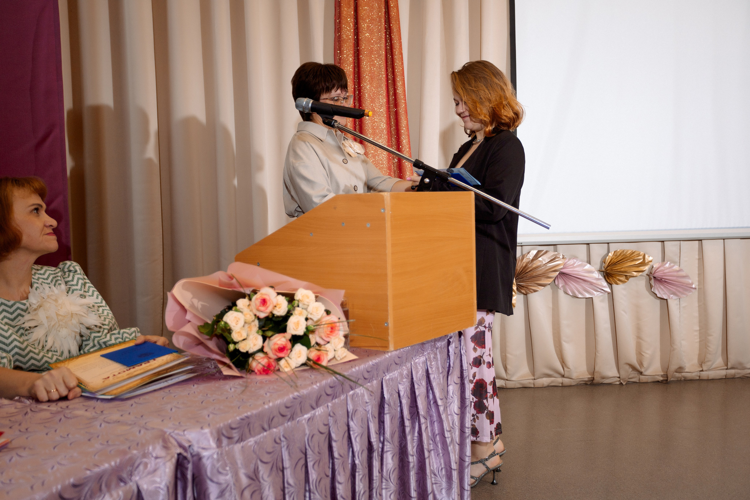 ВРУЧЕНИЕ АТТЕСТАТОВ: Пример. Все фото. Профессиональный фотограф в Ижевске Леша Петров