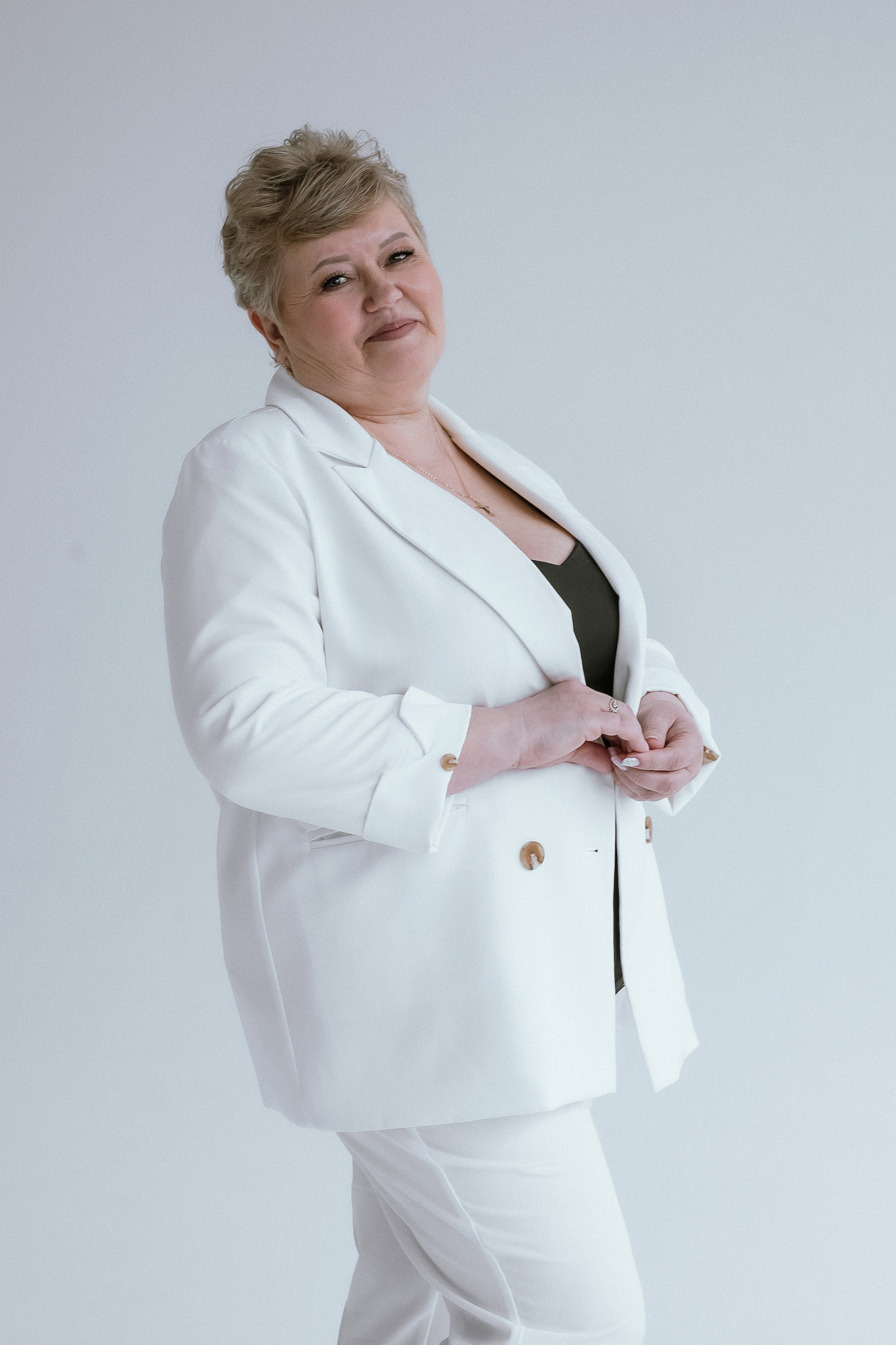 Семейная на циклораме. Фотограф Екатеринубрг/Верхняя Пышма