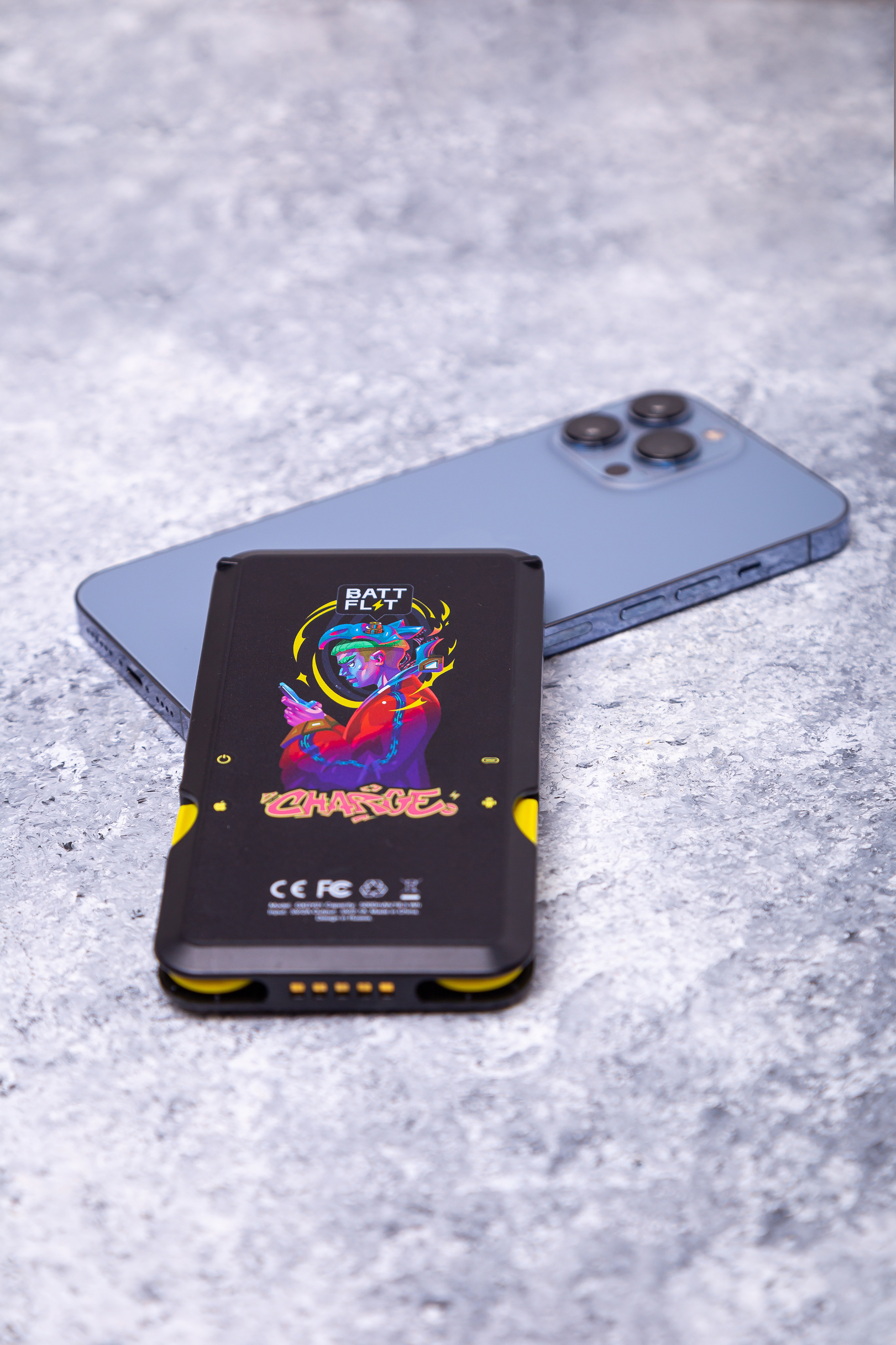 Пауэрбанки «Batt Flit». Фотограф Антон Клейнос, Владивосток