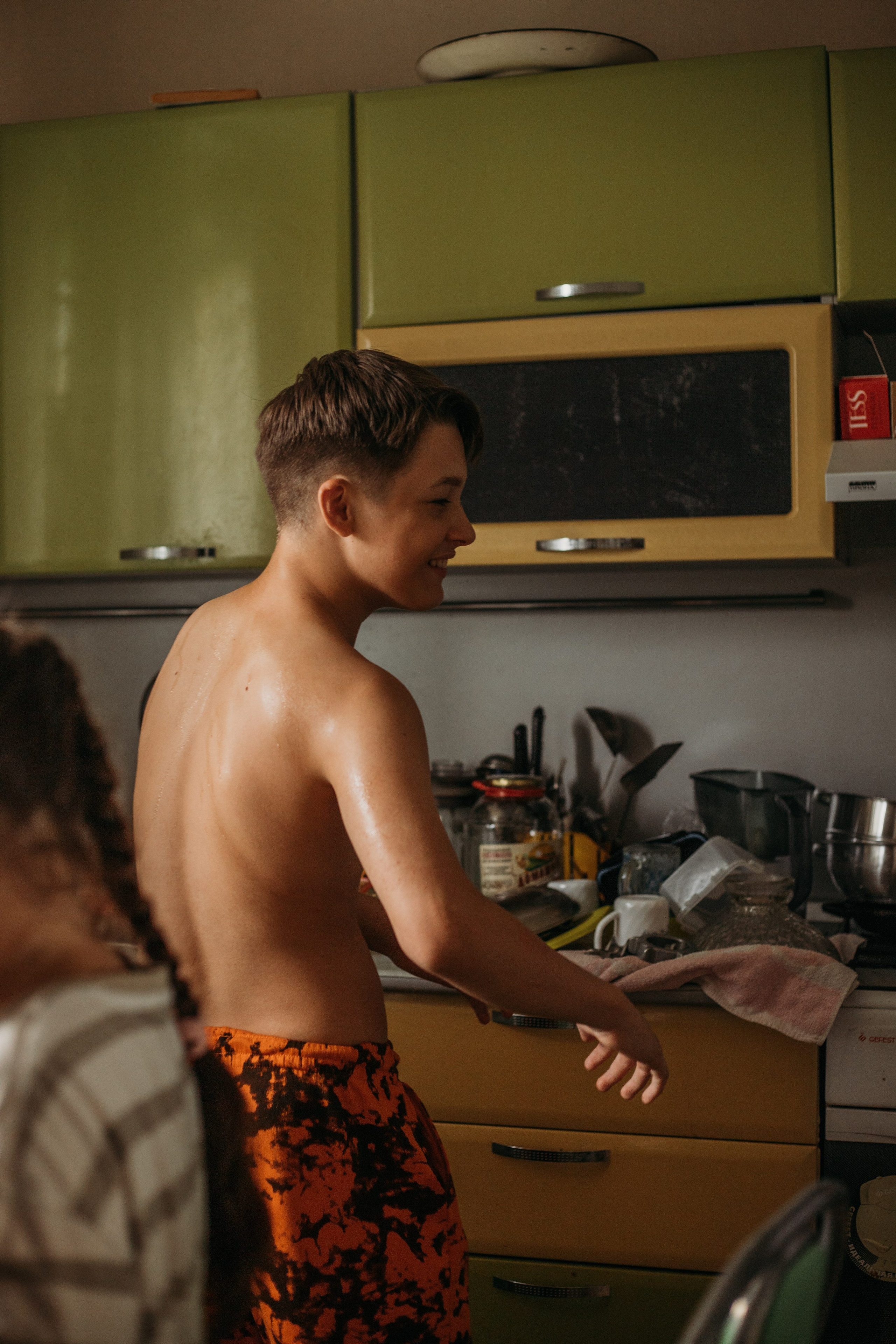 Домашняя фотосессия моей семьи. Венера Гайн. Репортажный фотограф  Тюмень. Обучение фотографии с 0