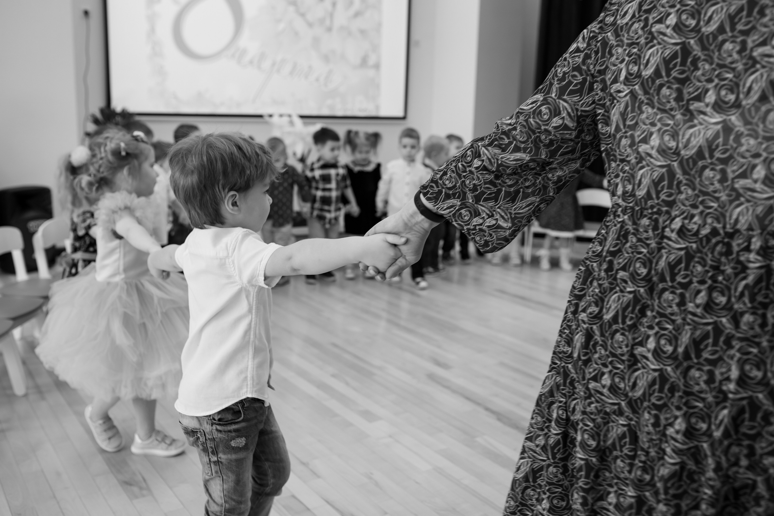 Праздник весны в детском саду. Семейный и детский фотограф в Москве Дорогова Екатерина