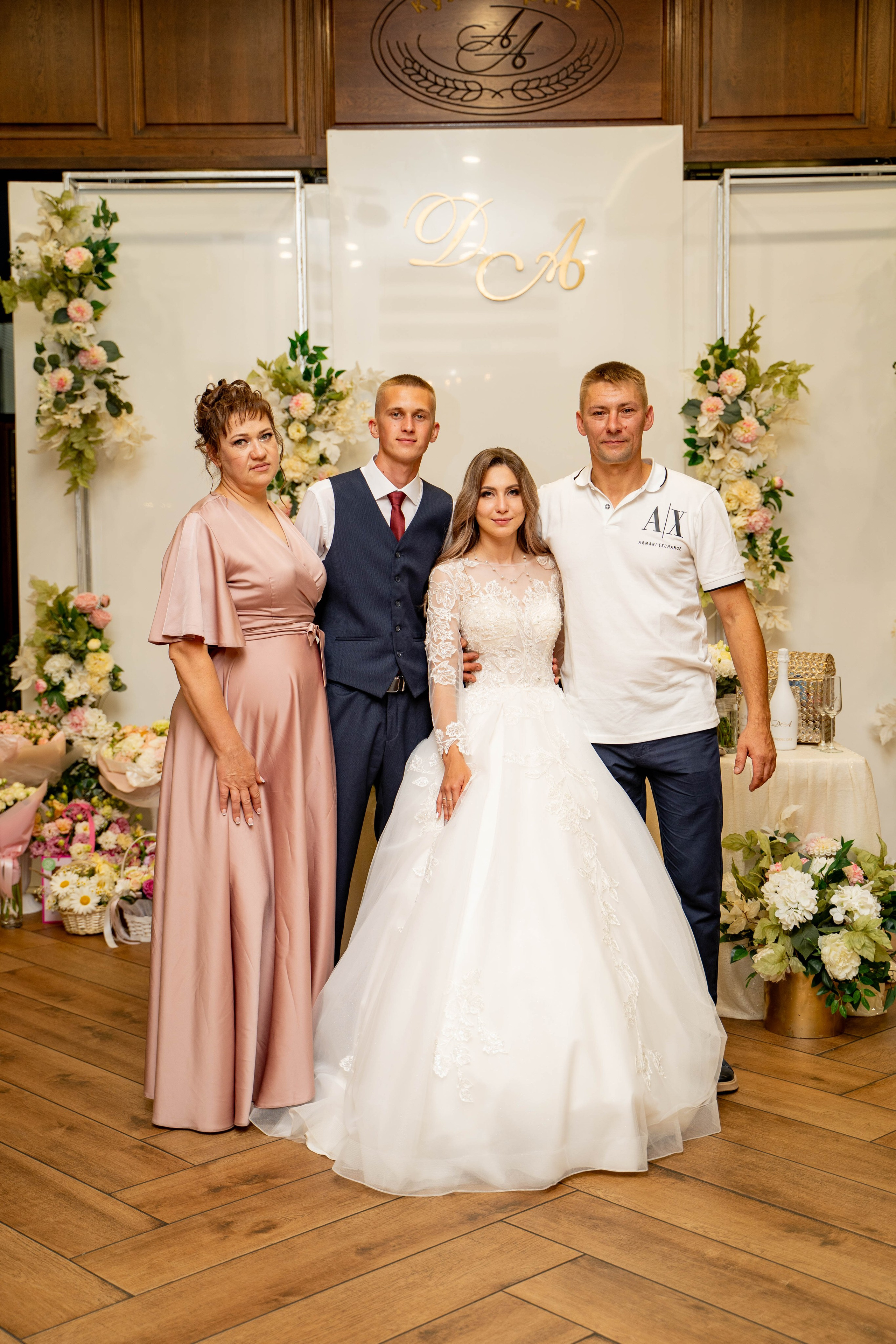 Данил и Анастасия. Видеосьемка, фотосьемка свадеб, юбилеев, утренников в Краснодарском кр