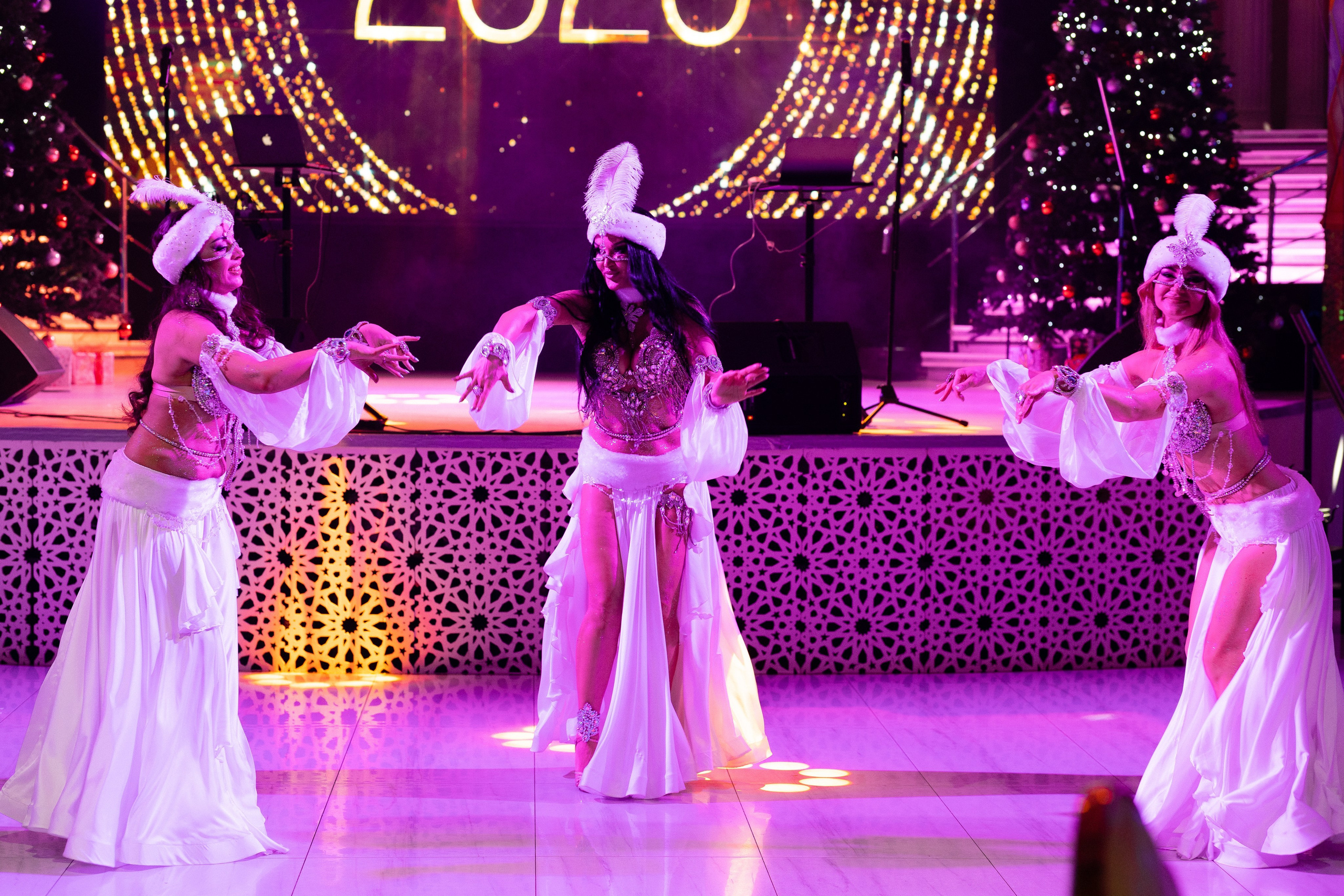 Репортажный Фотограф СПб: Корпоративы, События, Бизнес-портрет в Санкт-Петербурге. Фото и Видеосъемка на ваше мероприятие. Александр Романов