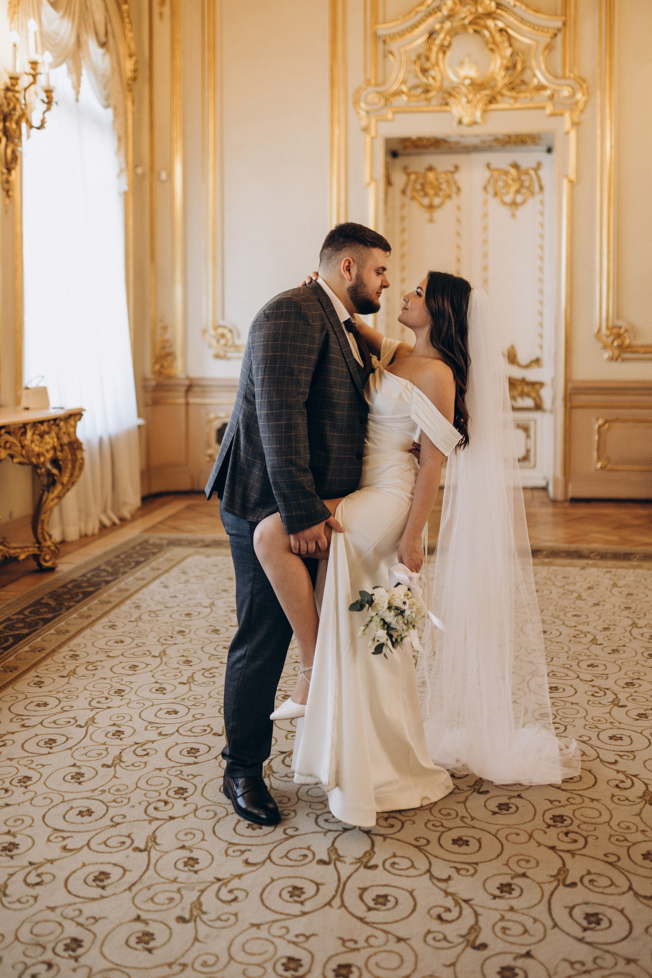 Артем и Регина | Дворец бракосочетания 1. Свадебный и love story фотограф в Санкт-Петербурге