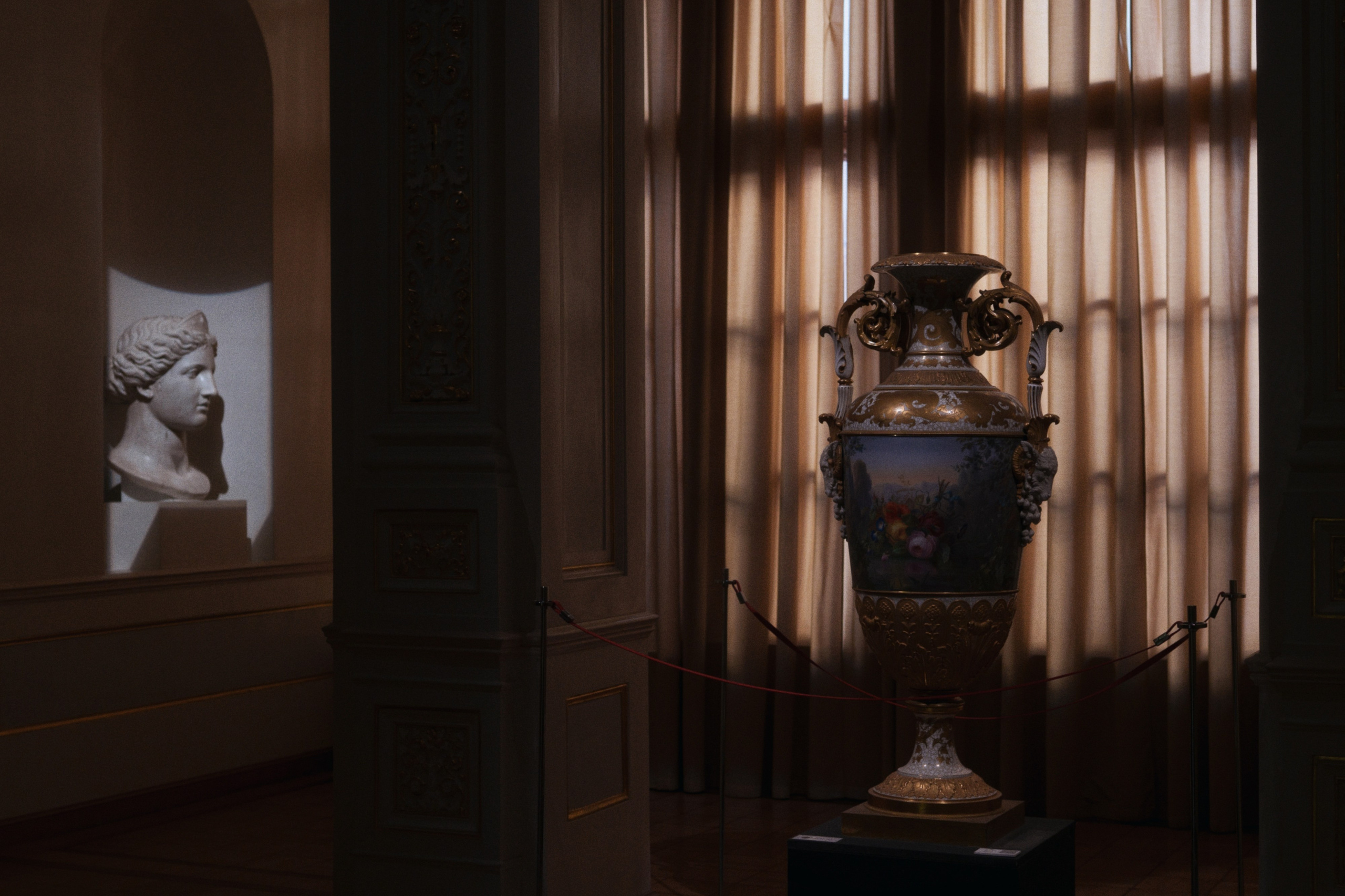 Faberge / Saint-Peterburg, Russia SS25. Фотограф Юрин Евгений