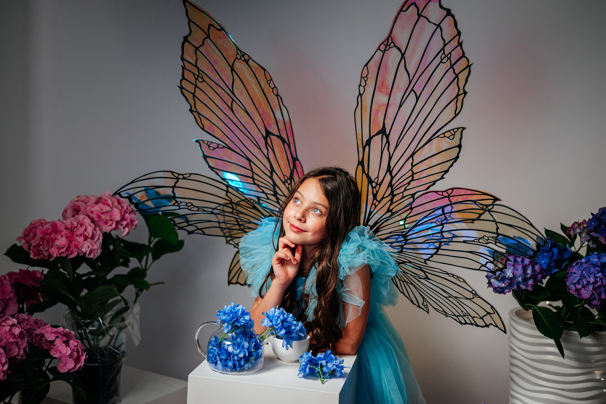 Вероника и гортензии. Семейный фотограф в Краснодаре