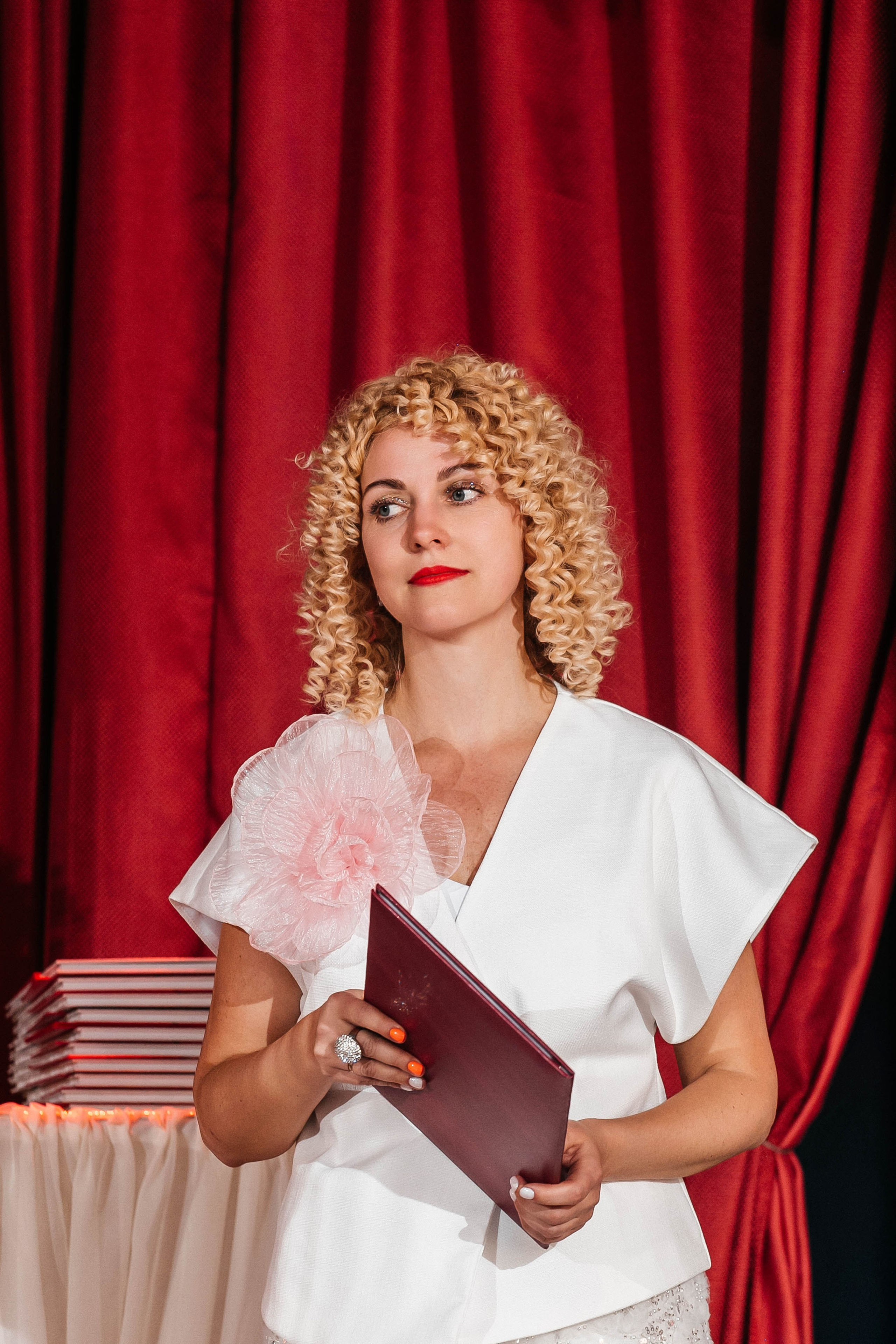 Выпускной в ЛИМПИК. Фотограф в Санкт-Петербурге Виктория Безверхая