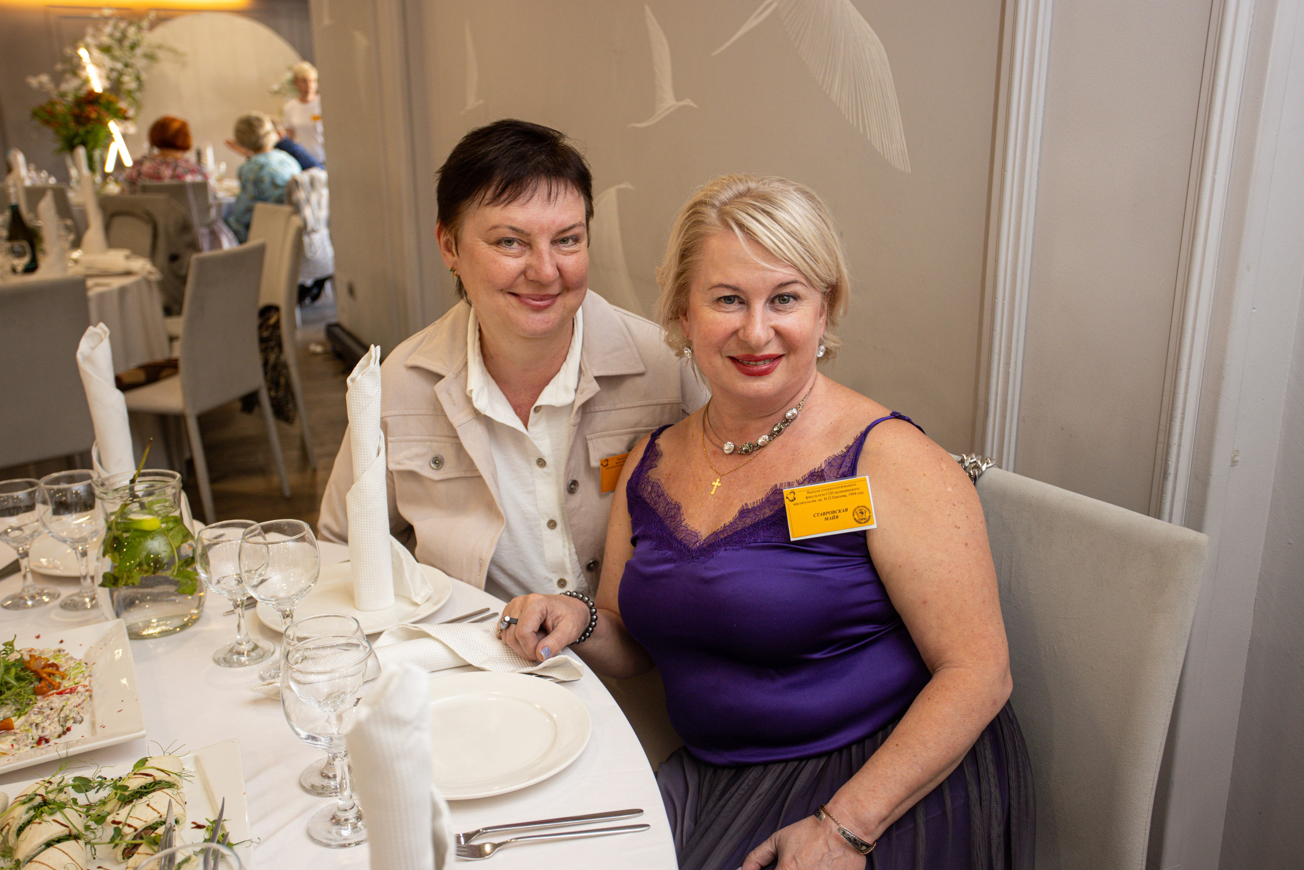 Встреча выпускников. Стоматологи СПб. Семейный фотограф в Вышнем Волочке — Ульяна Иванова | Фотосессии для всей семьи