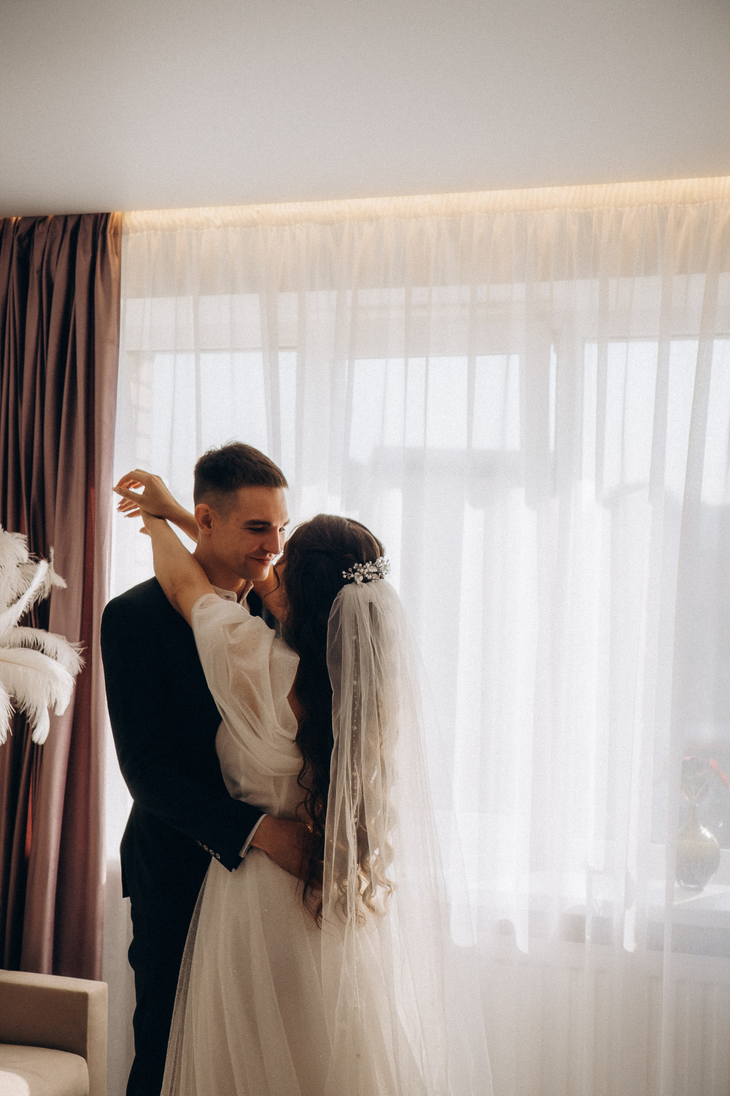 СВАДЕБНАЯ СЬЕМК В ПАРКЕ 300-ЛЕТИЯ. Профессиональный фотограф, Санкт-Петербург — Виктория Богомолова