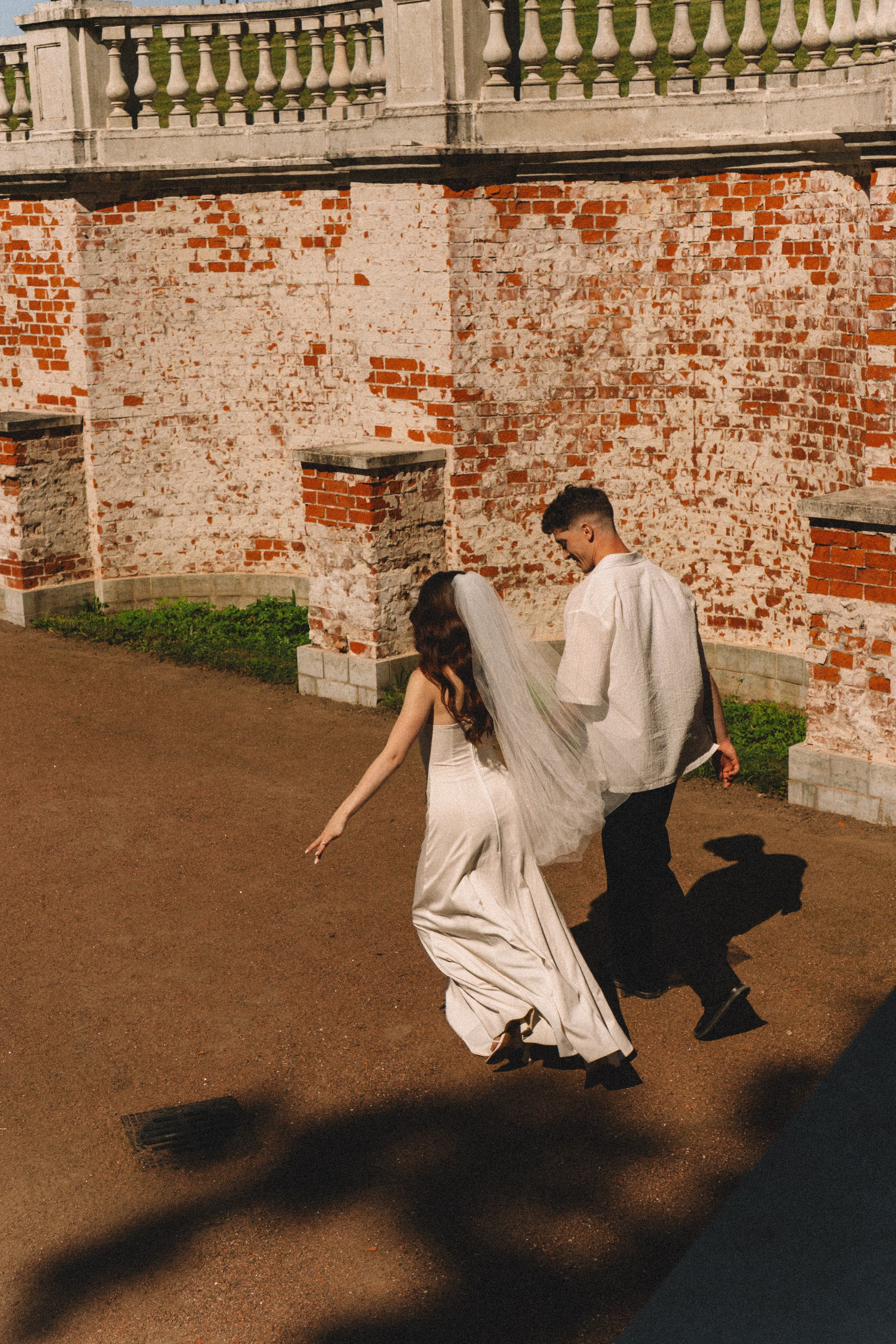 СВАДЕБНАЯ СЬЕМКА В ПЕТЕРГОФЕ И СЬЕМКА РЕПОРТАЖА В ЗАГСЕ ПЕТЕРГОФА. Профессиональный фотограф, Санкт-Петербург — Виктория Богомолова