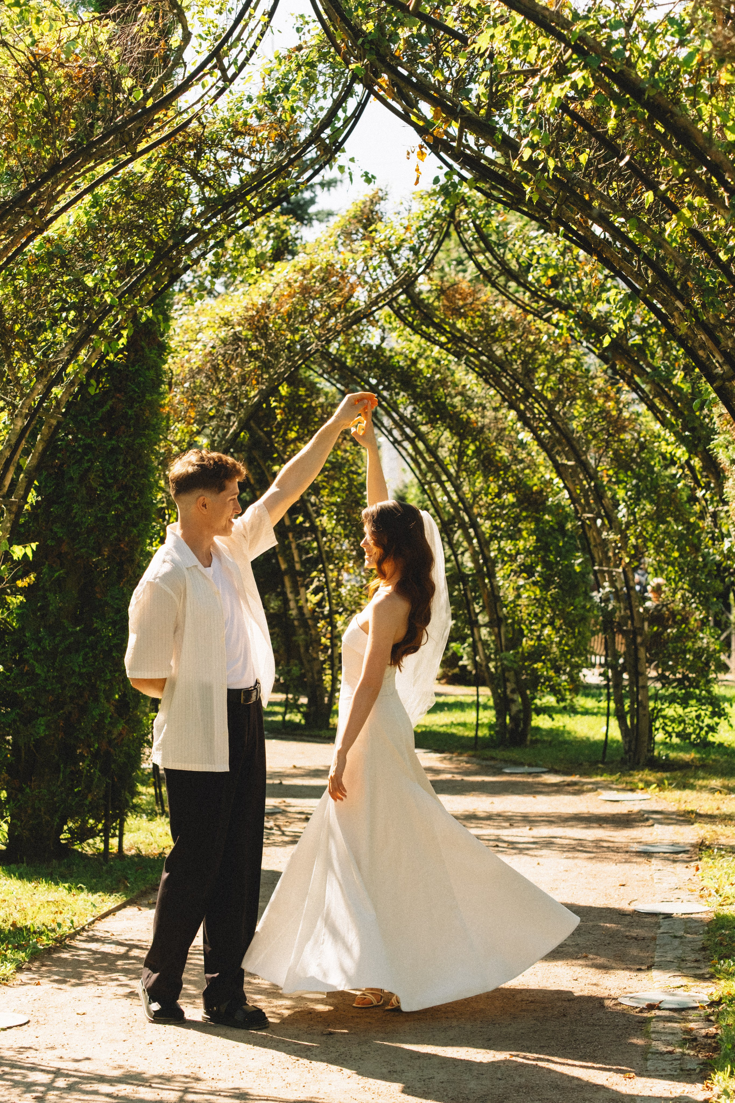 СВАДЕБНАЯ СЬЕМКА В ПЕТЕРГОФЕ И СЬЕМКА РЕПОРТАЖА В ЗАГСЕ ПЕТЕРГОФА. Профессиональный фотограф, Санкт-Петербург — Виктория Богомолова