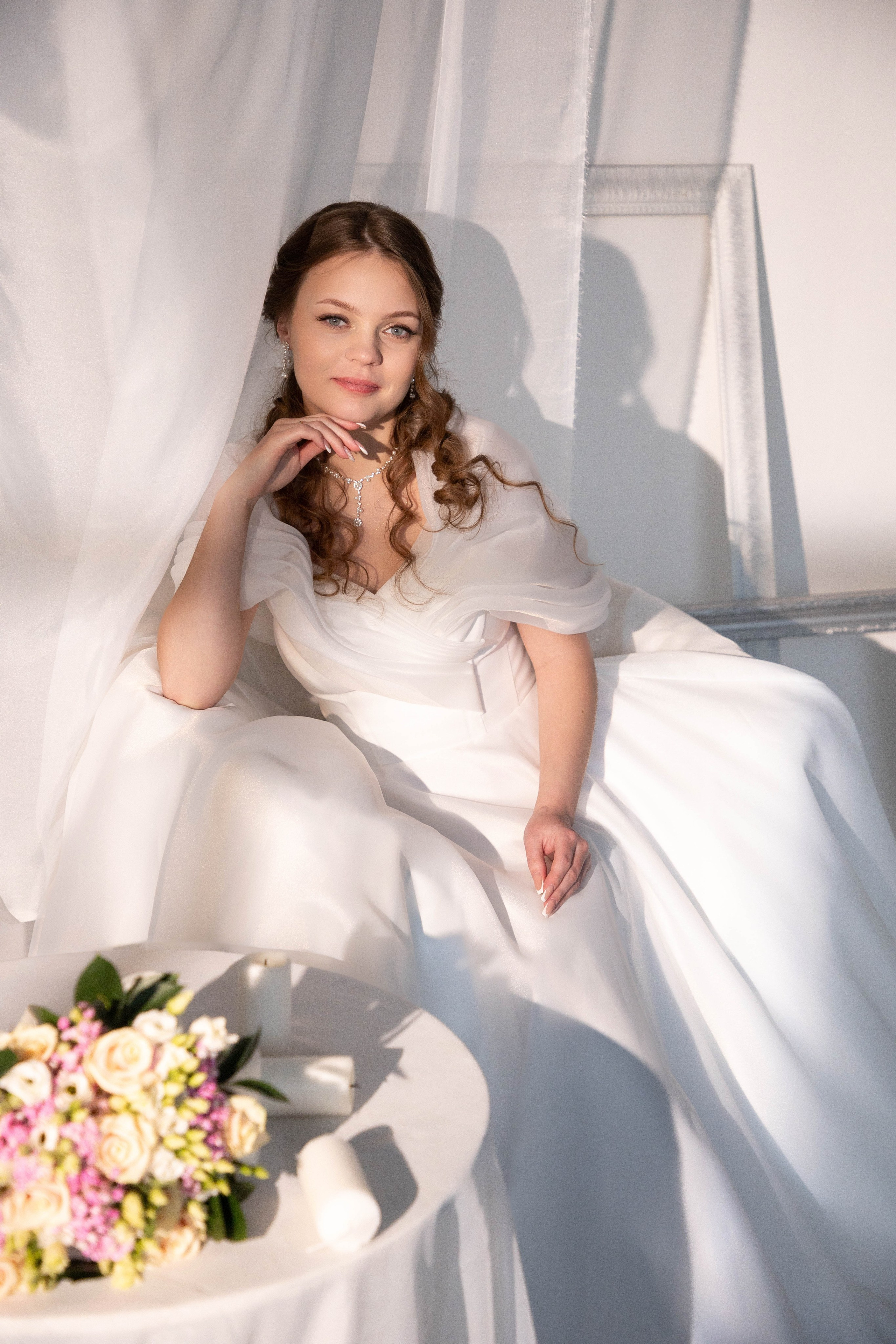 Свадебная фотосессия в студии. Фотограф Анастасия Тихонова