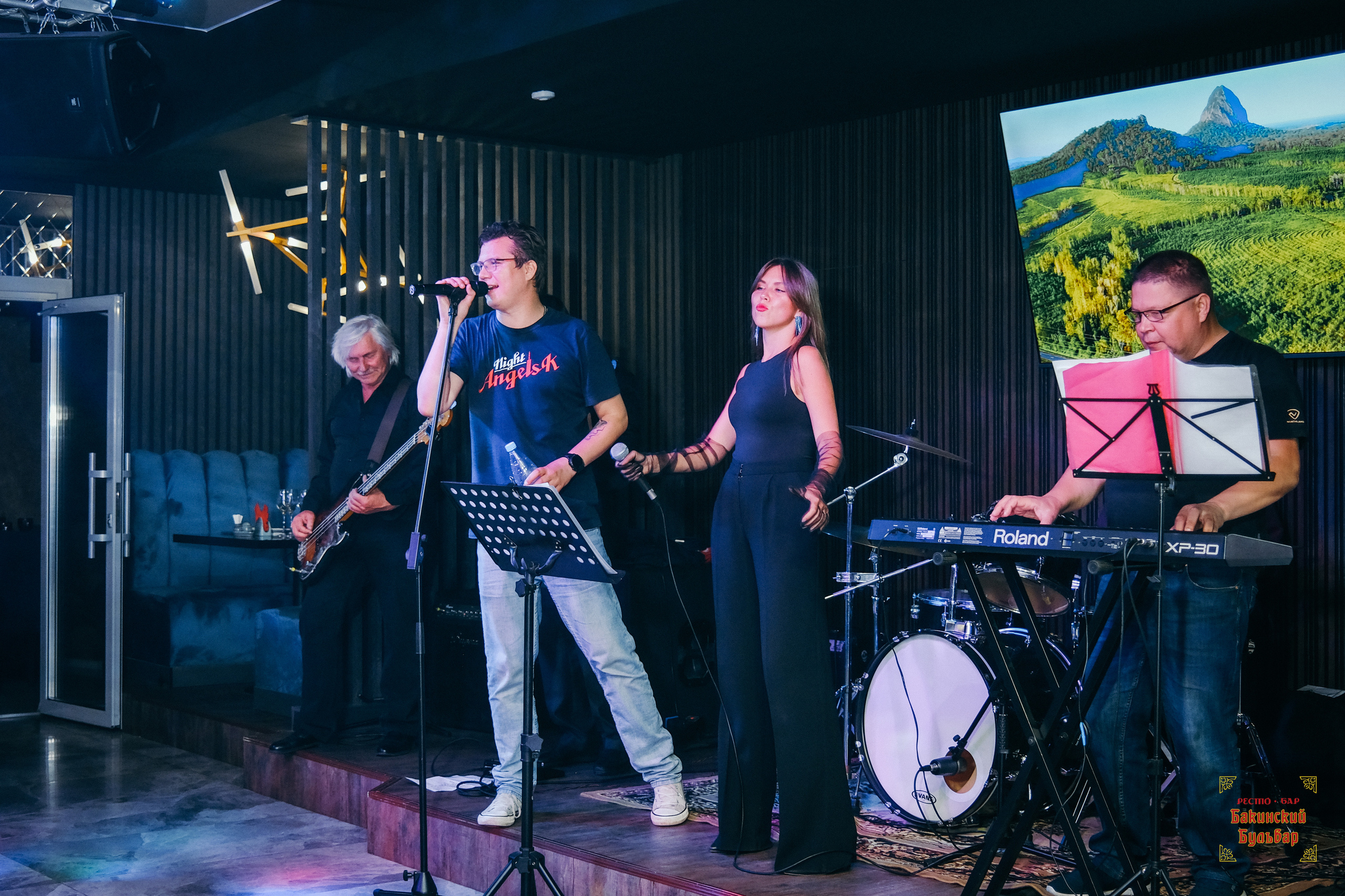 Бакинский Бульвар 26 августа 2023. Свадебный и репортажной фотограф Денис Ожигин в Краснодаре и Краснодарском крае