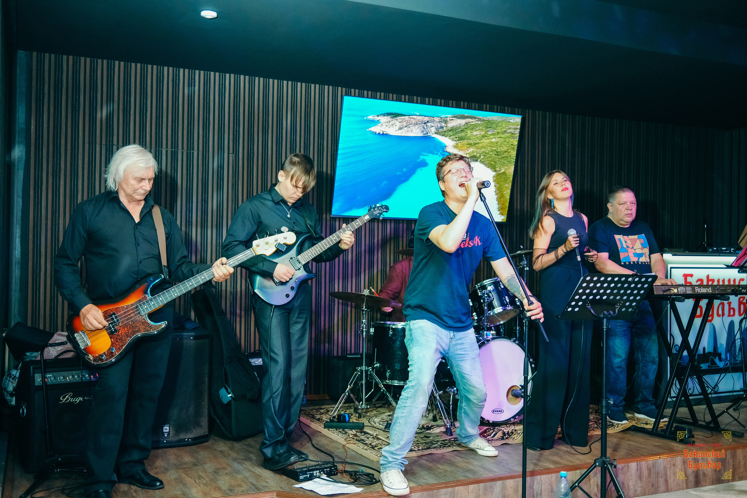 Бакинский Бульвар 26 августа 2023. Свадебный и репортажной фотограф Денис Ожигин в Краснодаре и Краснодарском крае