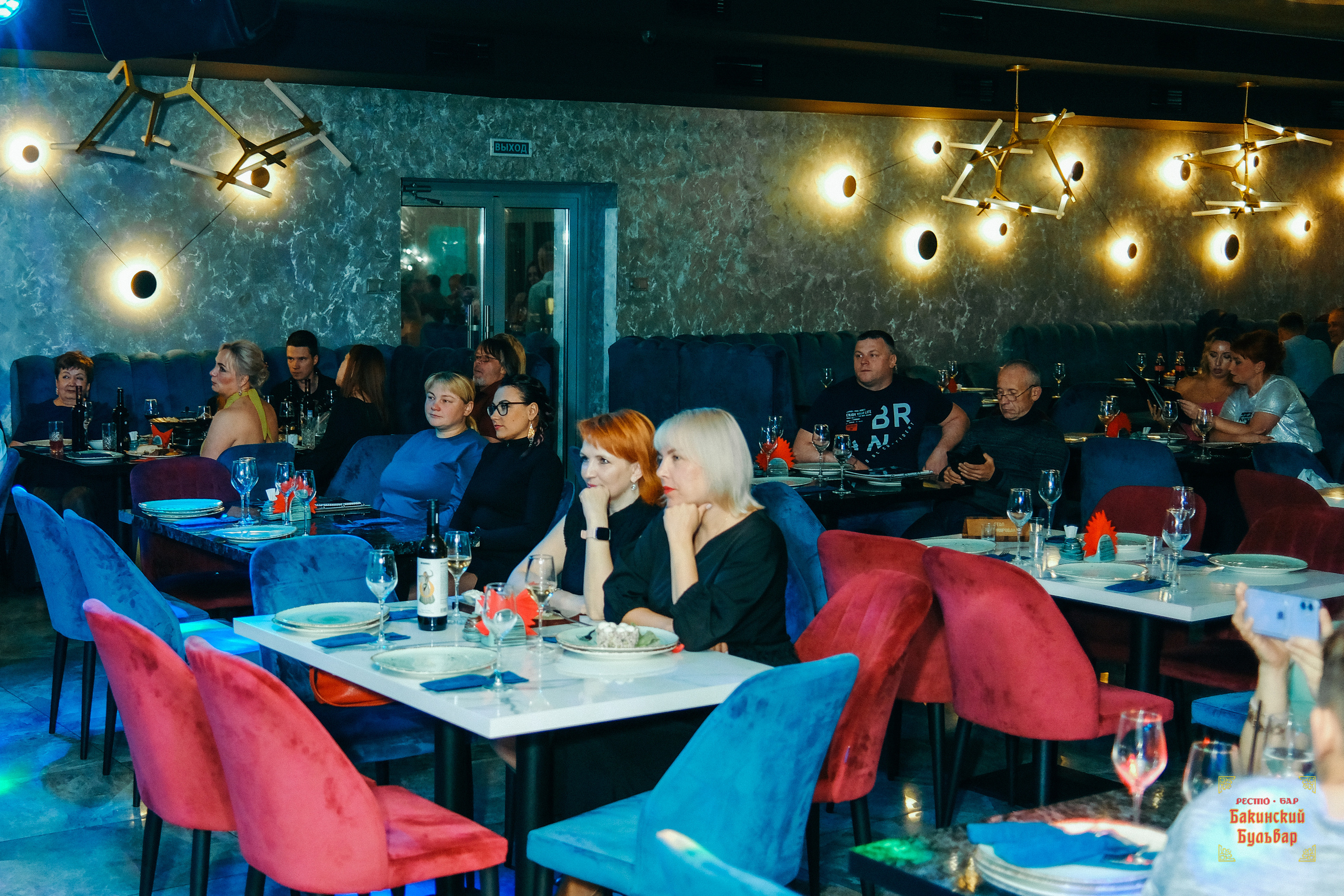 Бакинский Бульвар 26 августа 2023. Свадебный и репортажной фотограф Денис Ожигин в Краснодаре и Краснодарском крае