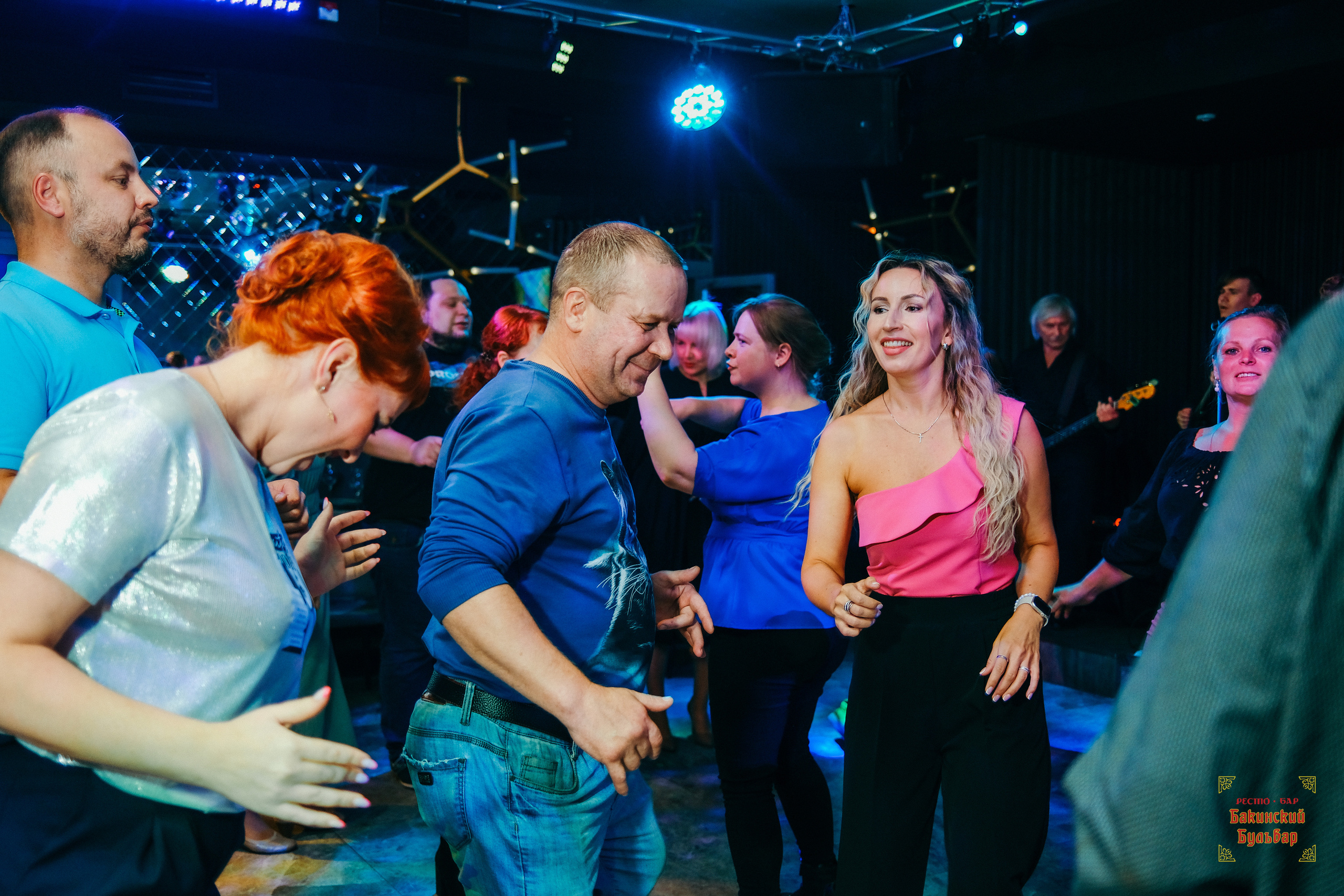 Бакинский Бульвар 26 августа 2023. Свадебный и репортажной фотограф Денис Ожигин в Краснодаре и Краснодарском крае