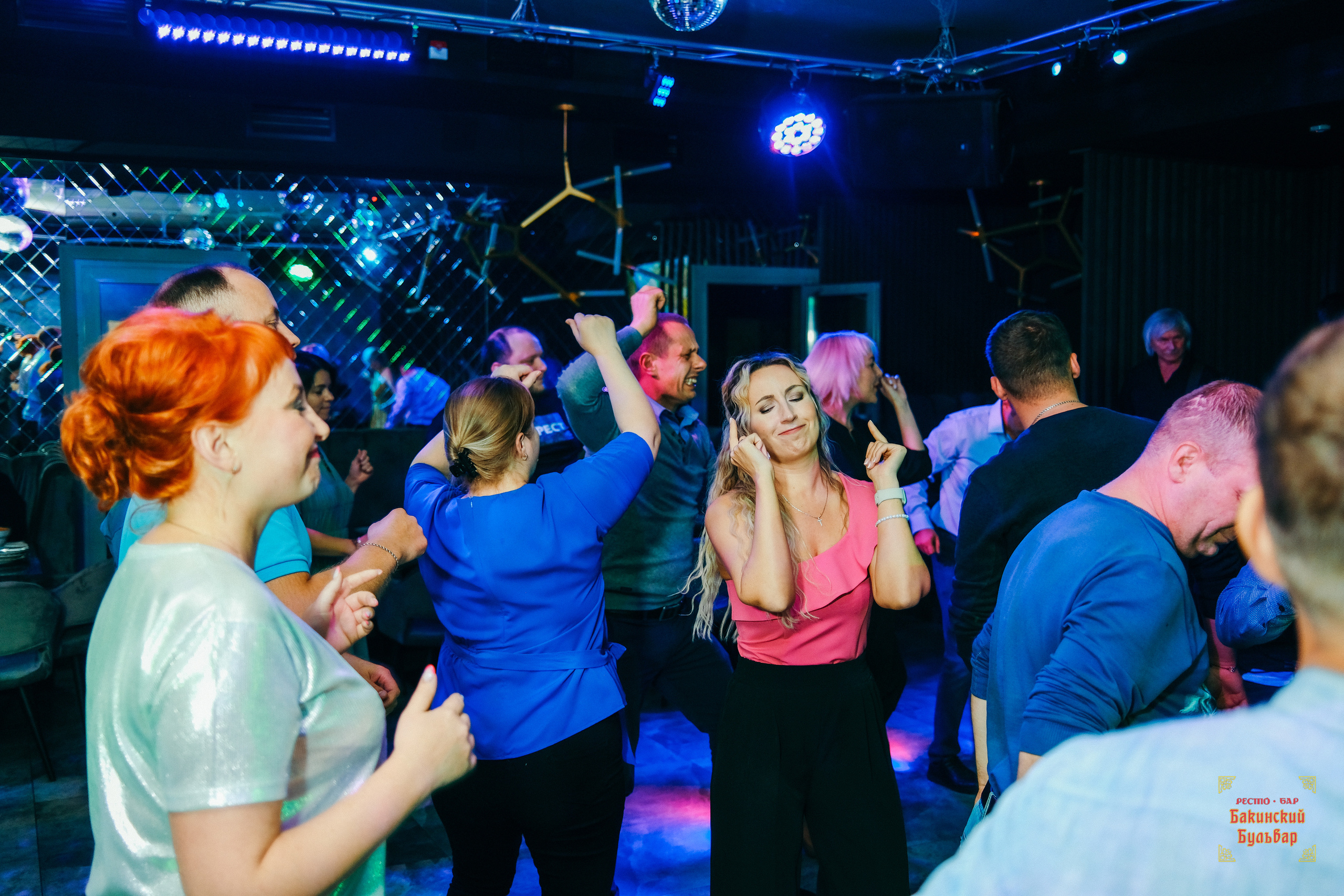 Бакинский Бульвар 26 августа 2023. Свадебный и репортажной фотограф Денис Ожигин в Краснодаре и Краснодарском крае