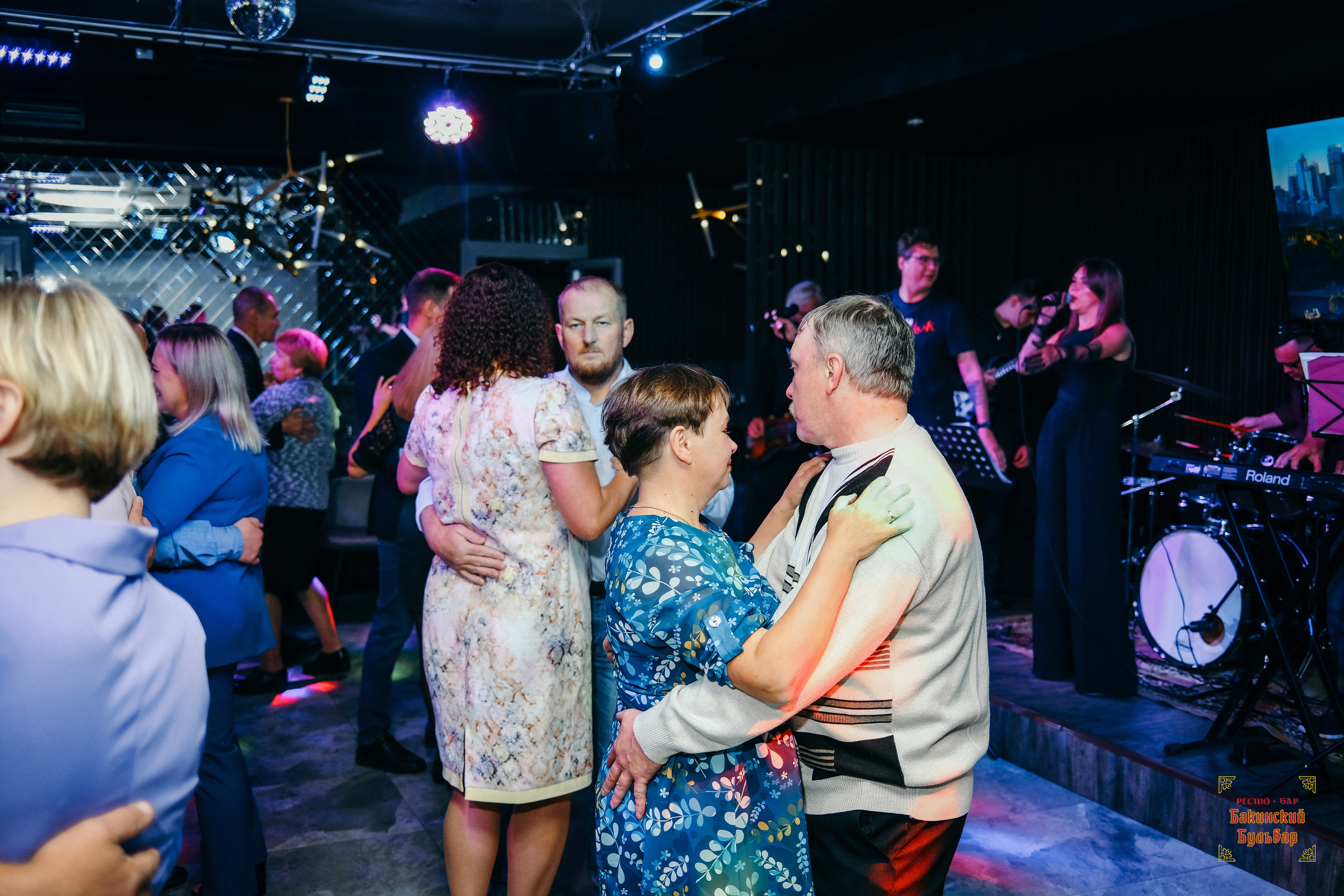 Бакинский Бульвар 26 августа 2023. Свадебный и репортажной фотограф Денис Ожигин в Краснодаре и Краснодарском крае